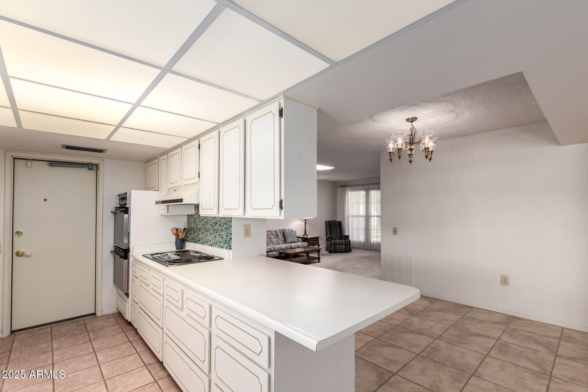 10619 W HIGHWOOD Lane