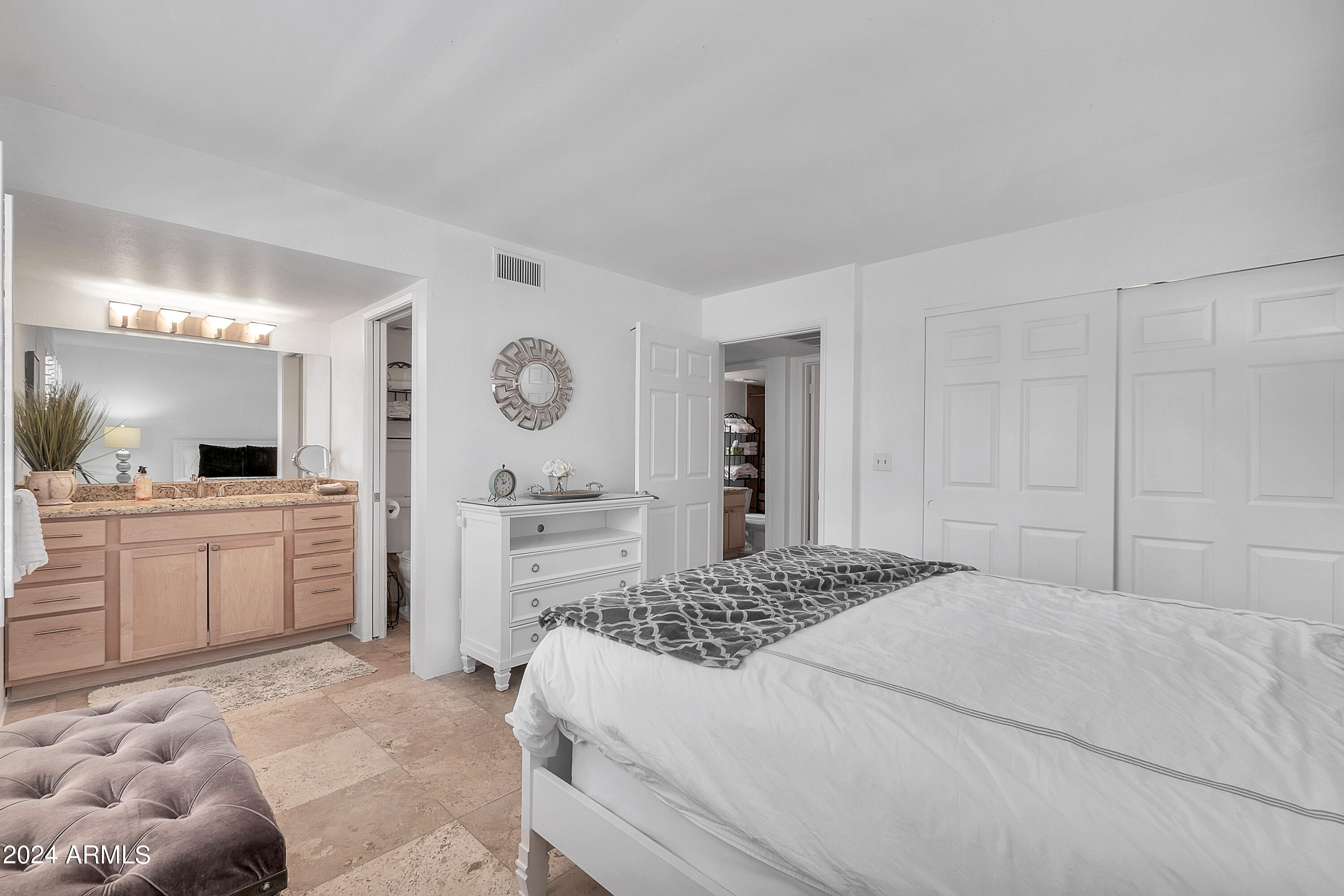 5102 N 31ST Place, 411