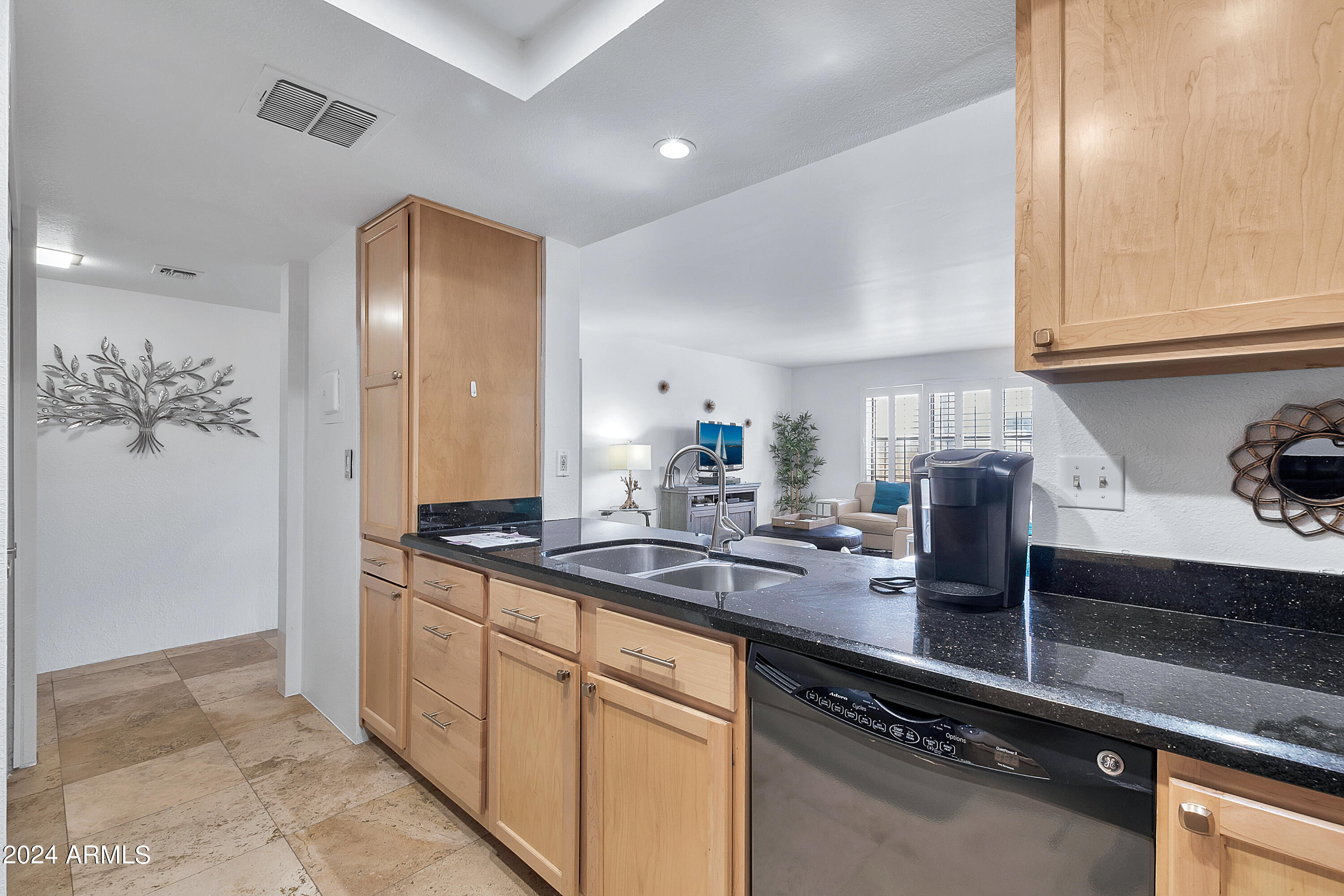 5102 N 31ST Place, 411