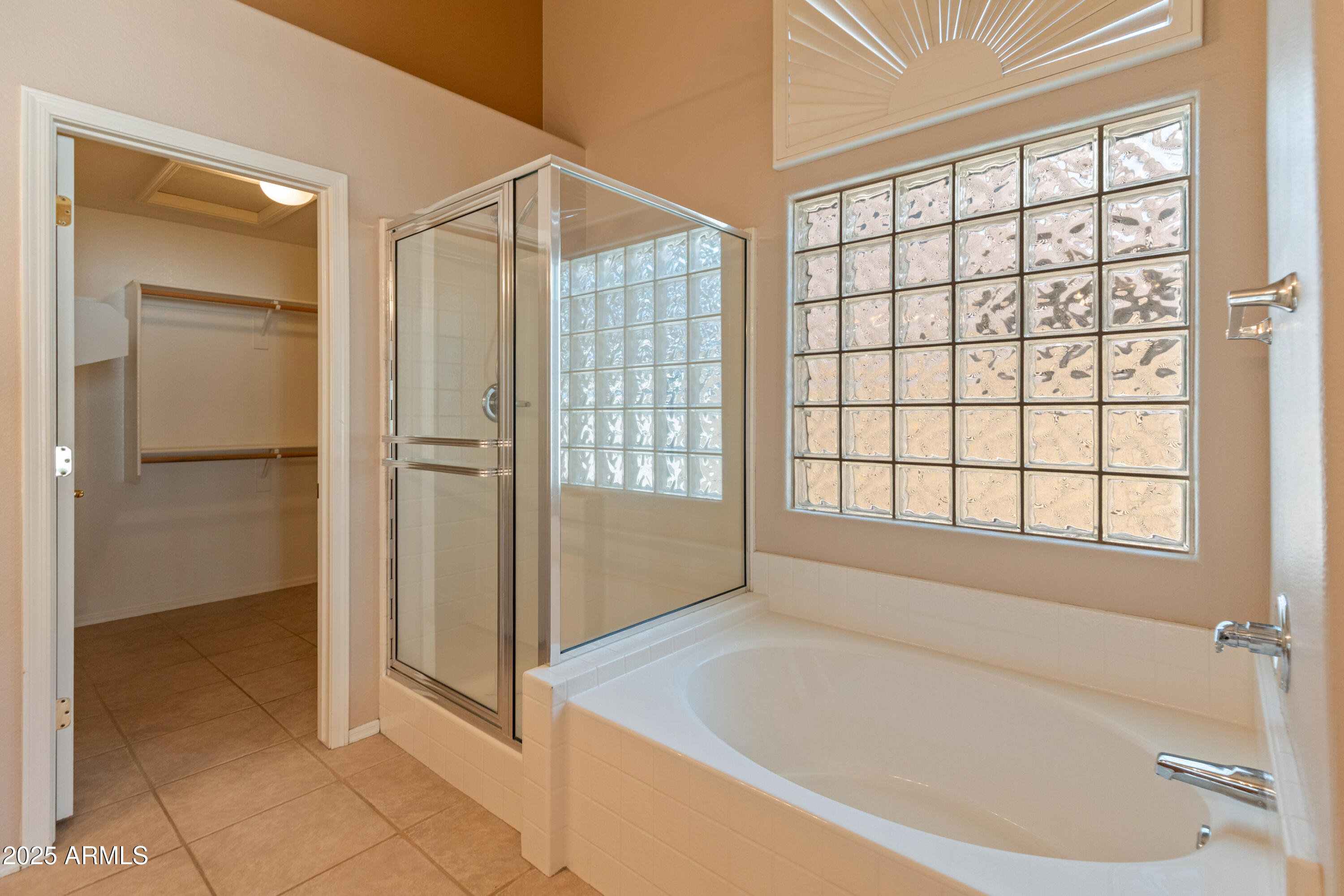 7916 W MARY ANN Drive