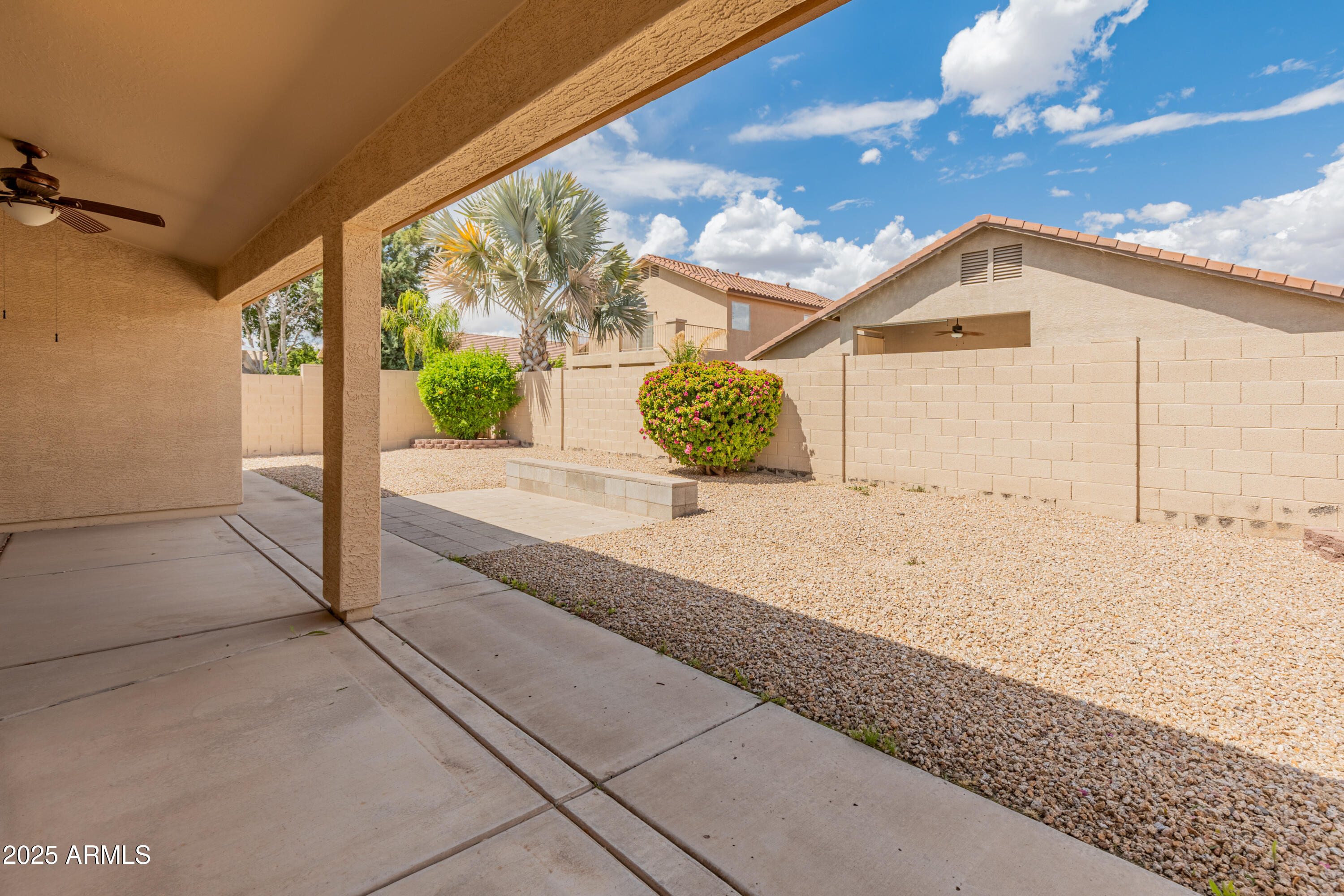 7916 W MARY ANN Drive