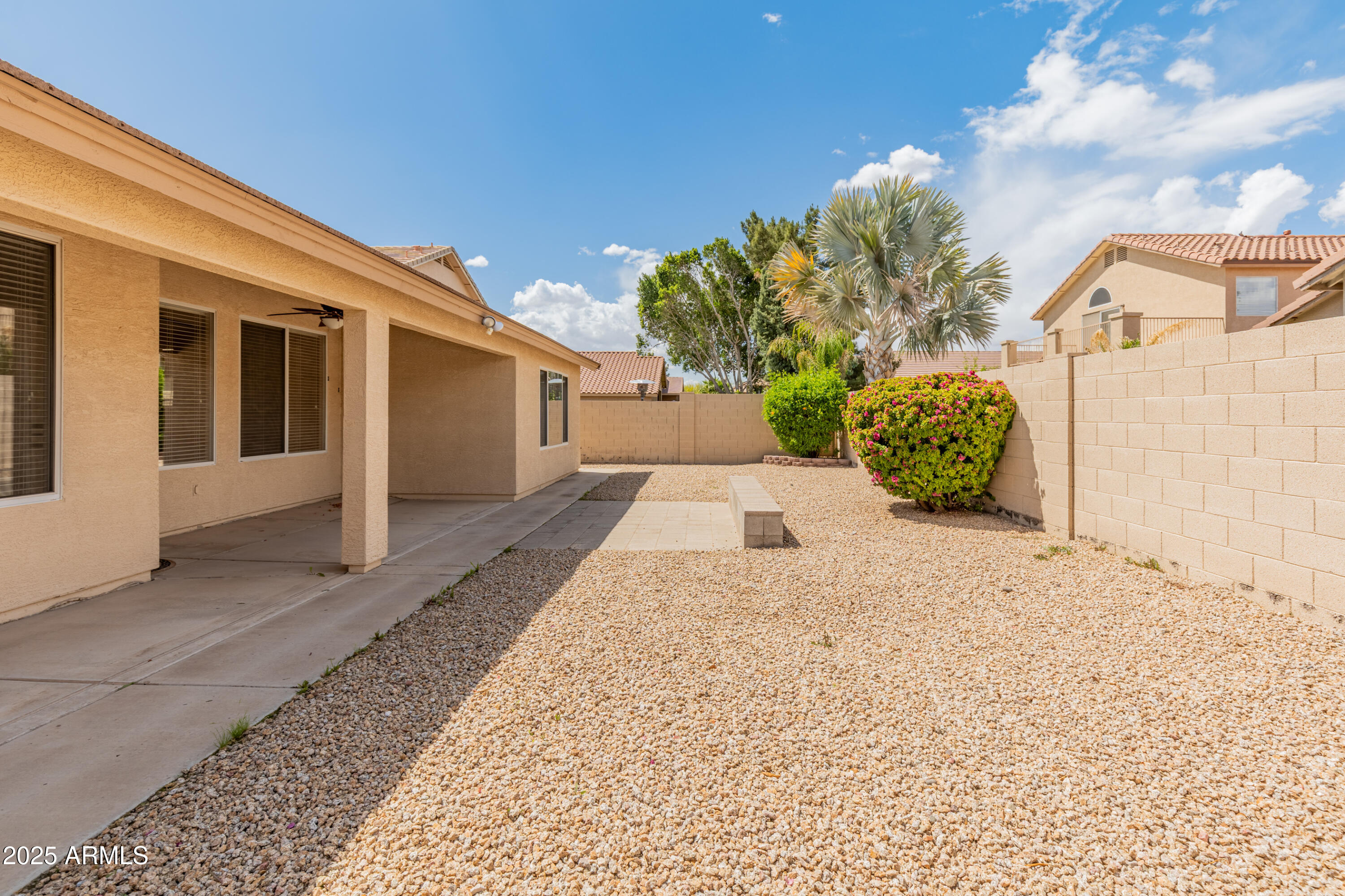 7916 W MARY ANN Drive