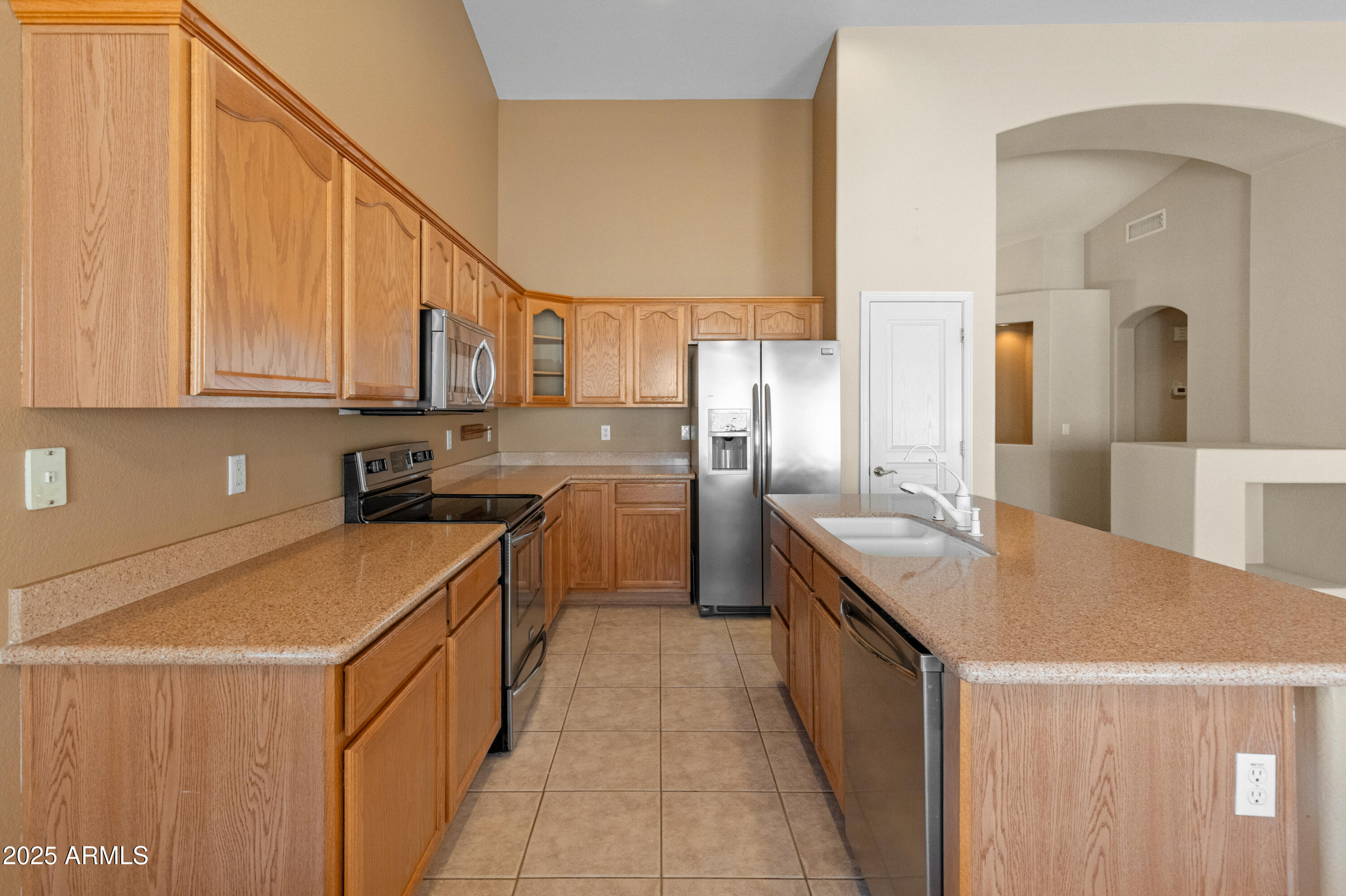 7916 W MARY ANN Drive