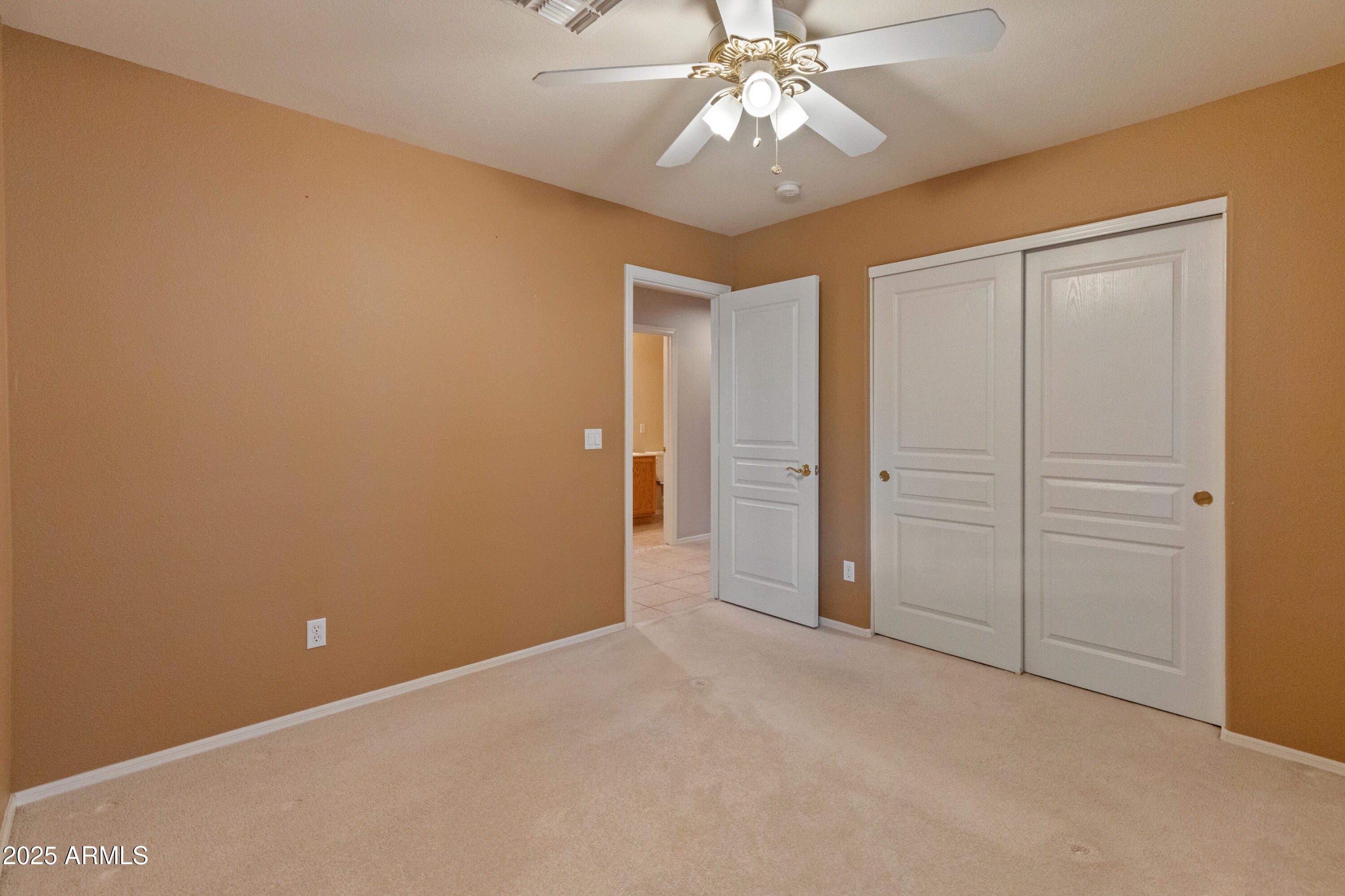 7916 W MARY ANN Drive