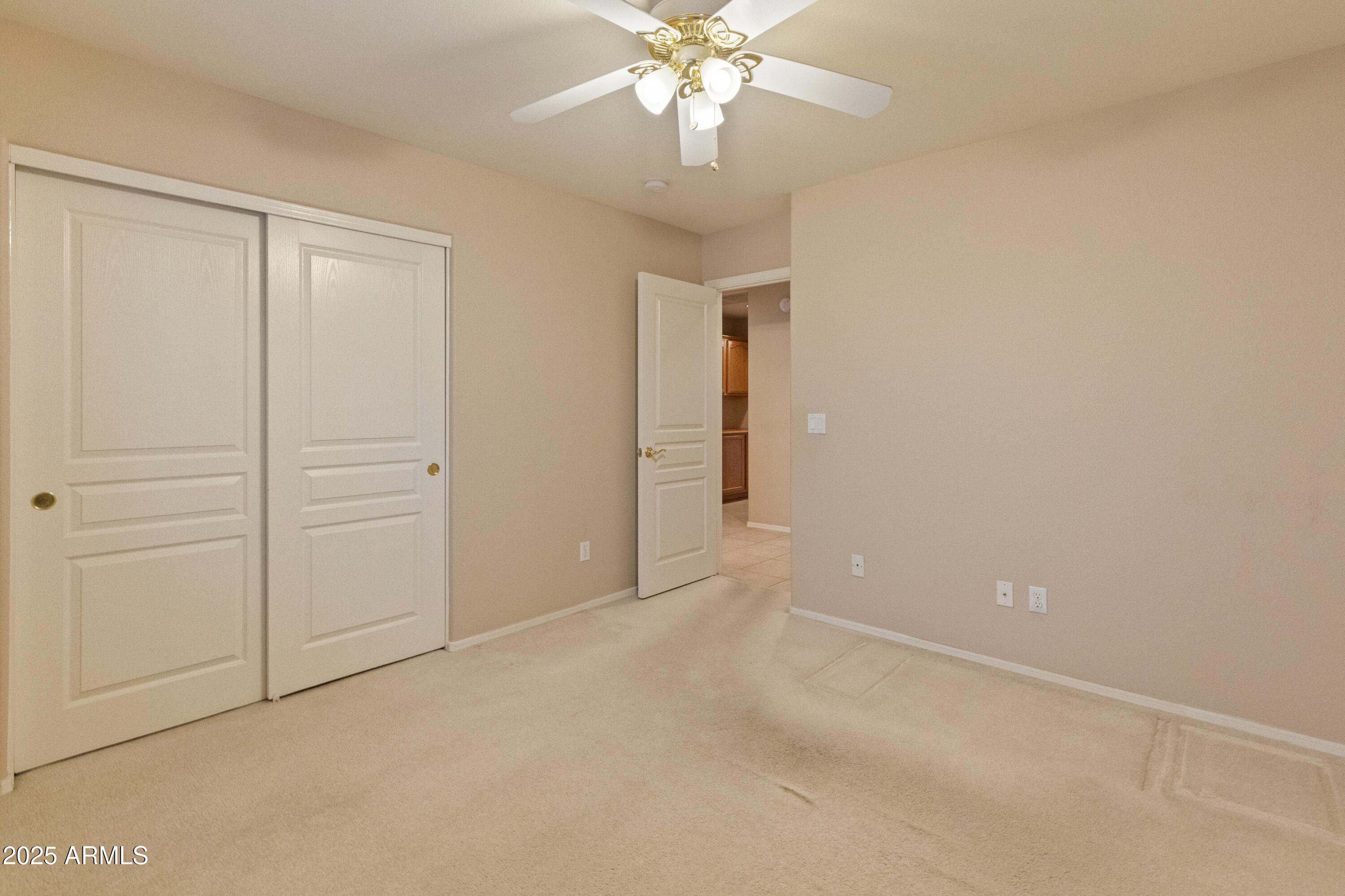 7916 W MARY ANN Drive