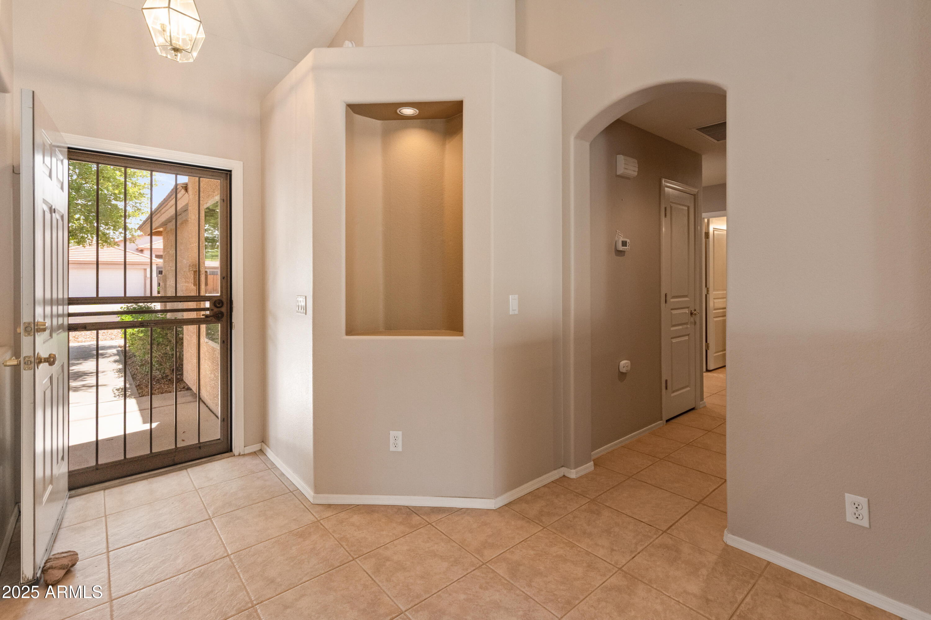 7916 W MARY ANN Drive