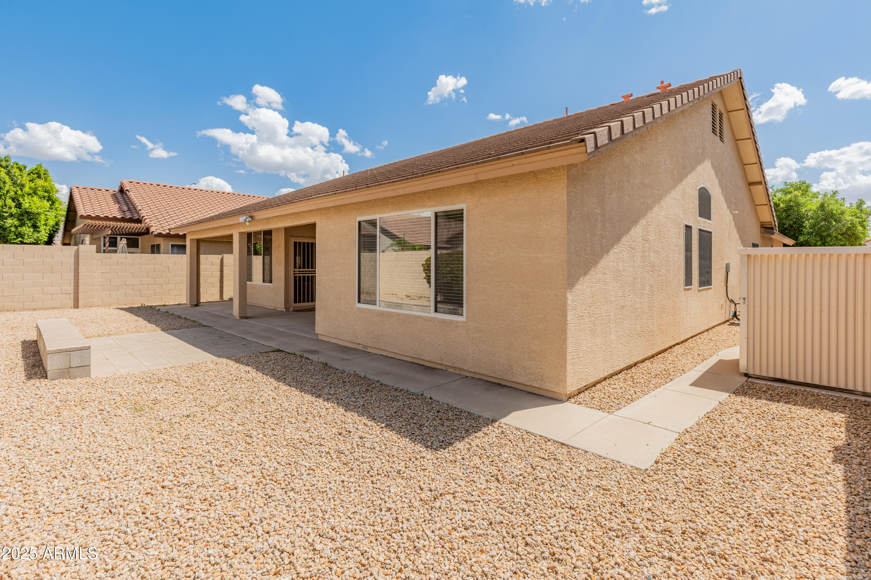 7916 W MARY ANN Drive