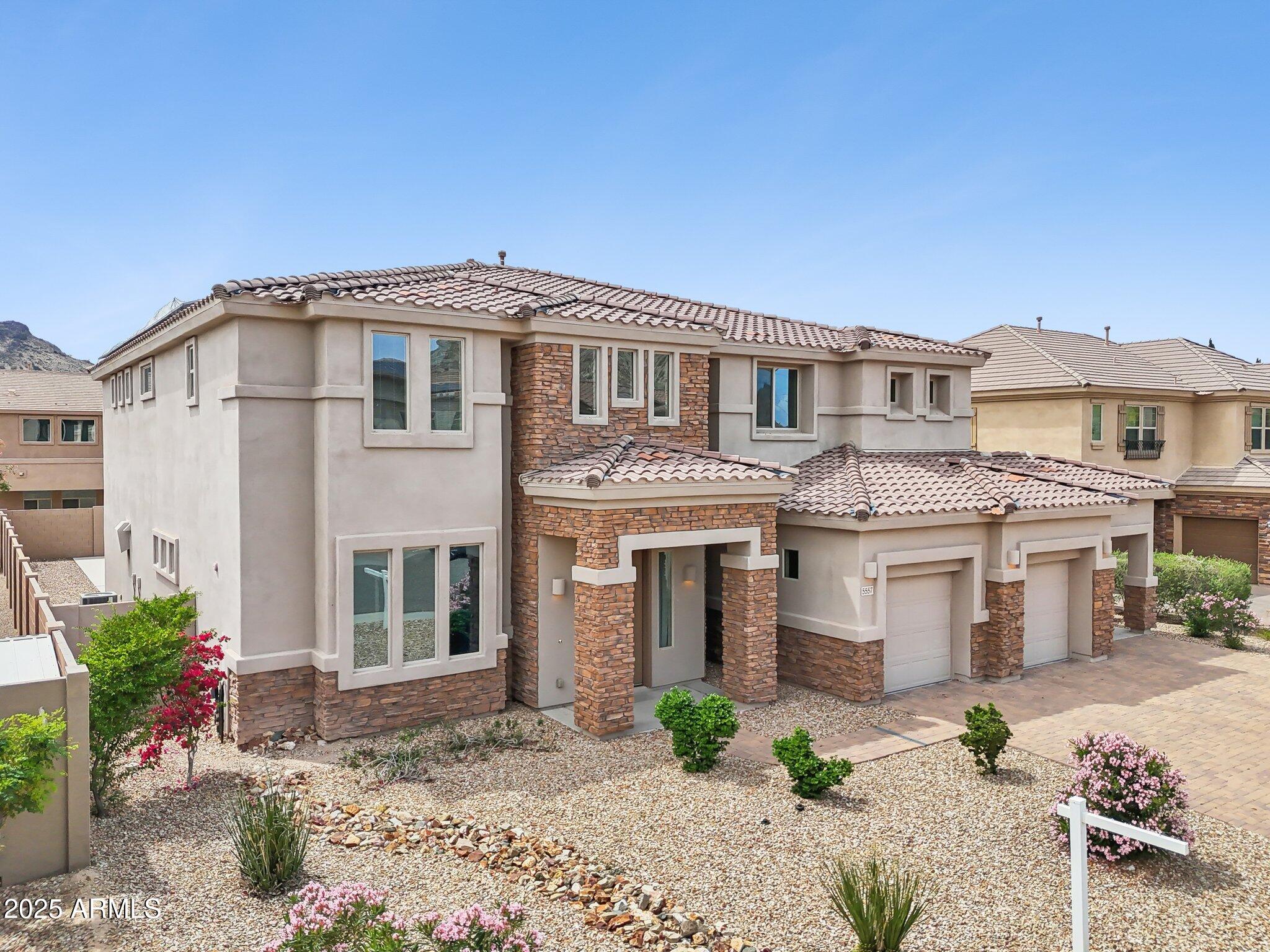 5557 W MINE Trail