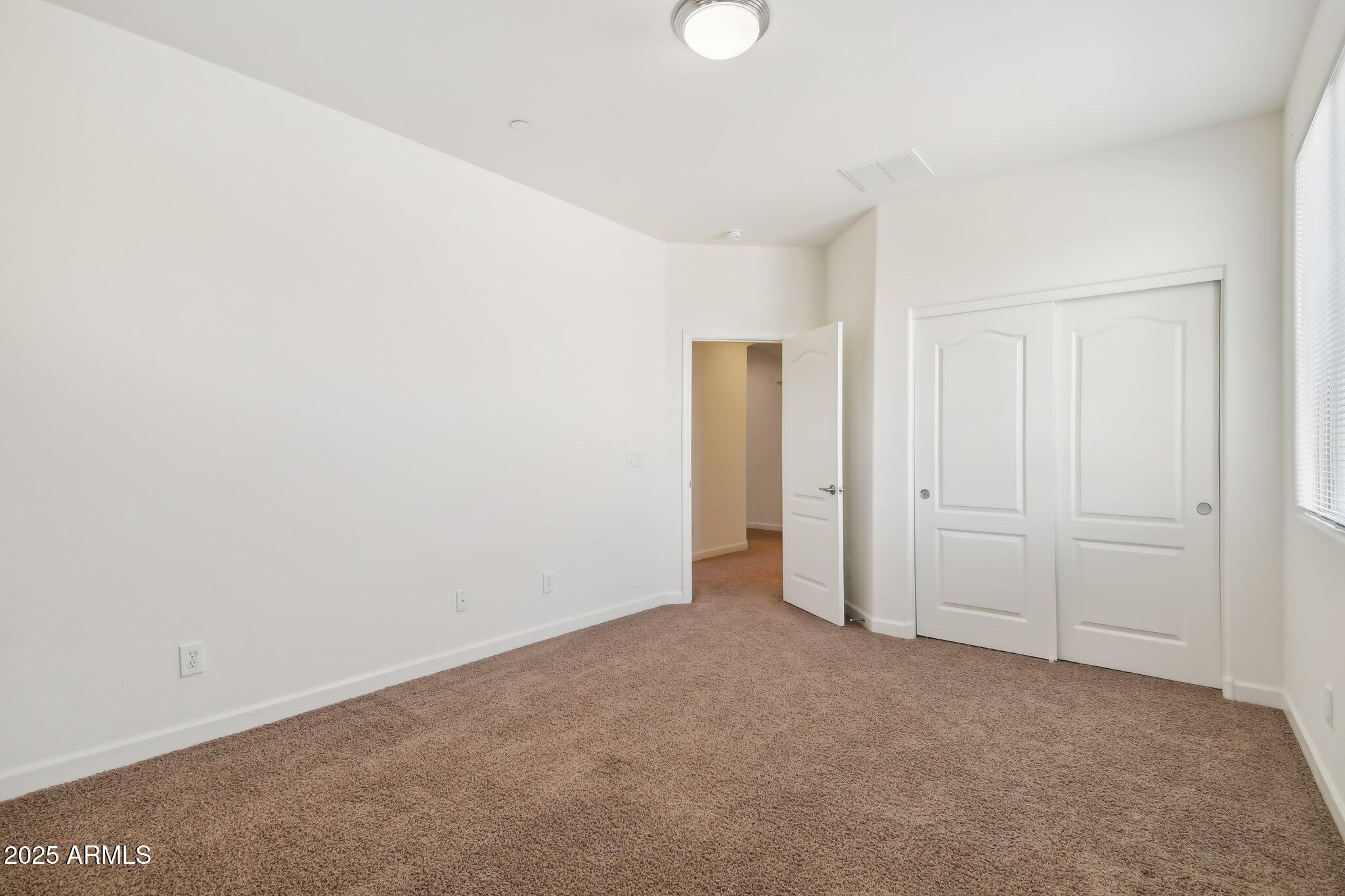 5557 W MINE Trail