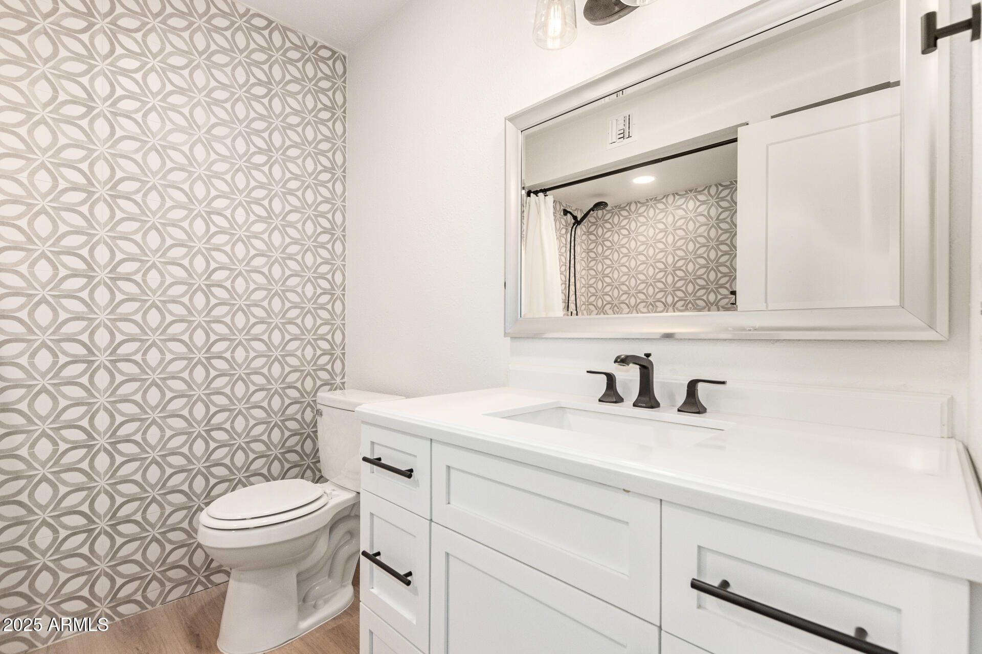 2236 W SHAW BUTTE Drive