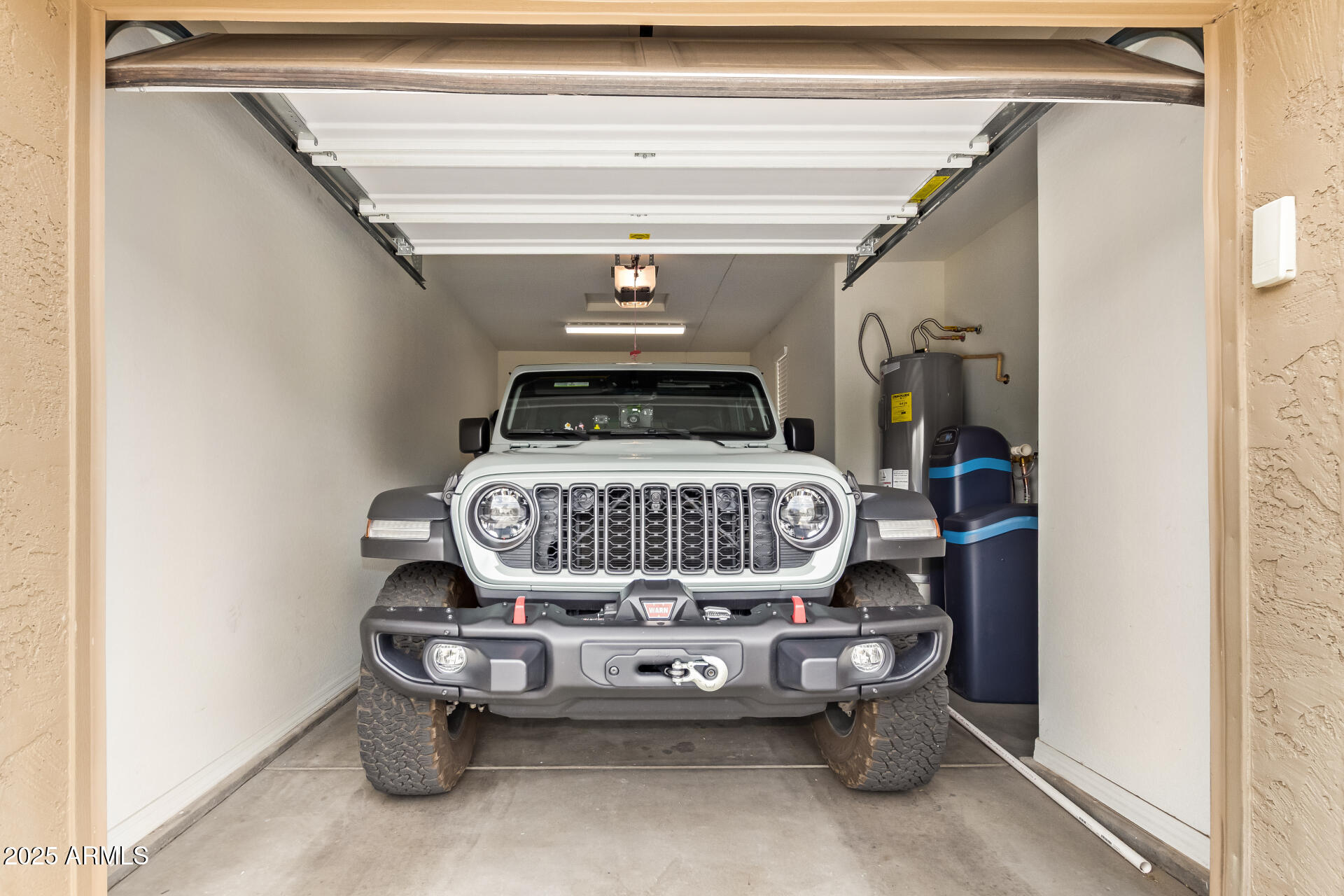 1945 W DESERT VISTA Trail, 77