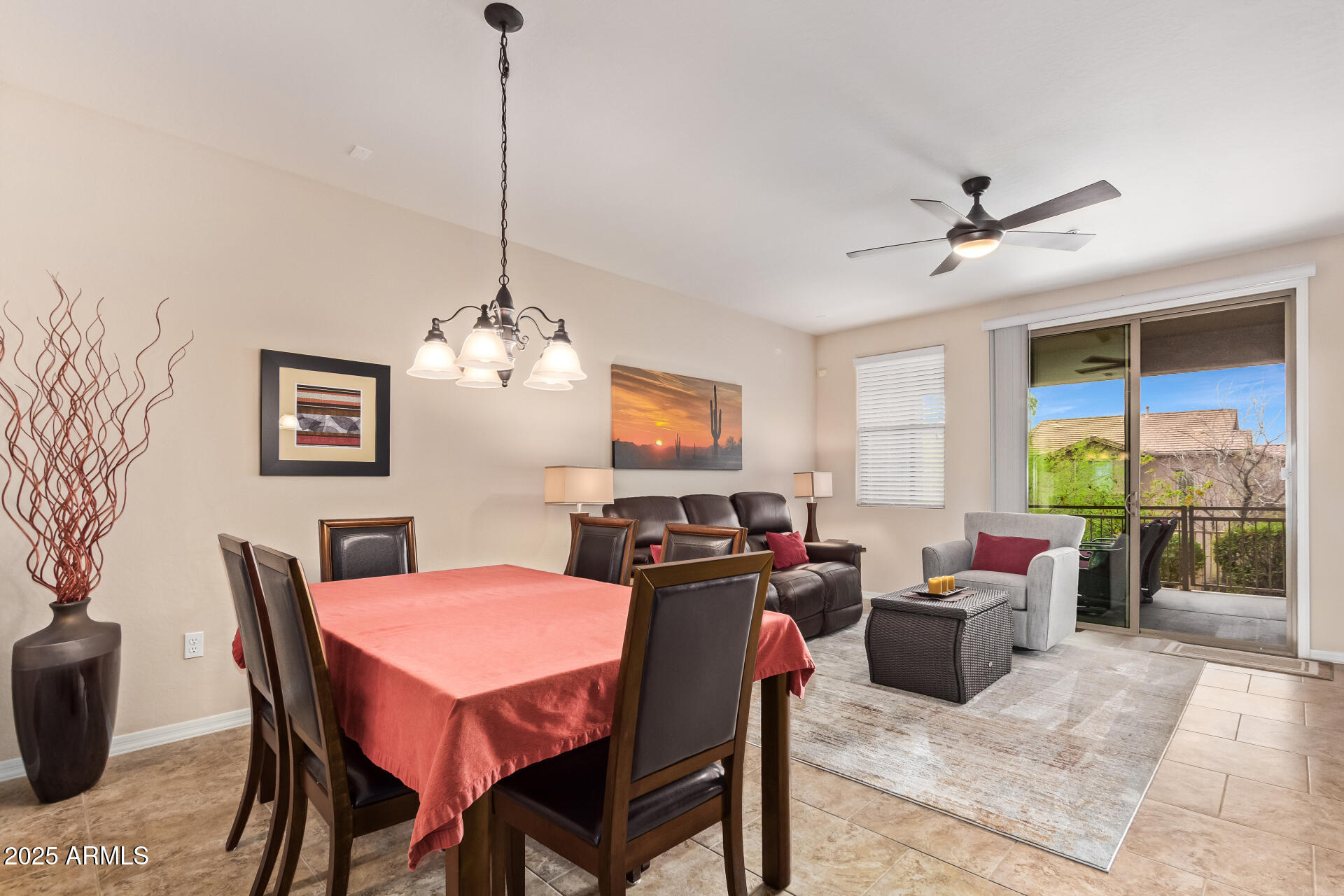 1945 W DESERT VISTA Trail, 77