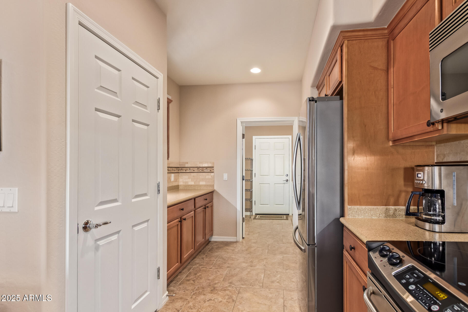 1945 W DESERT VISTA Trail, 77