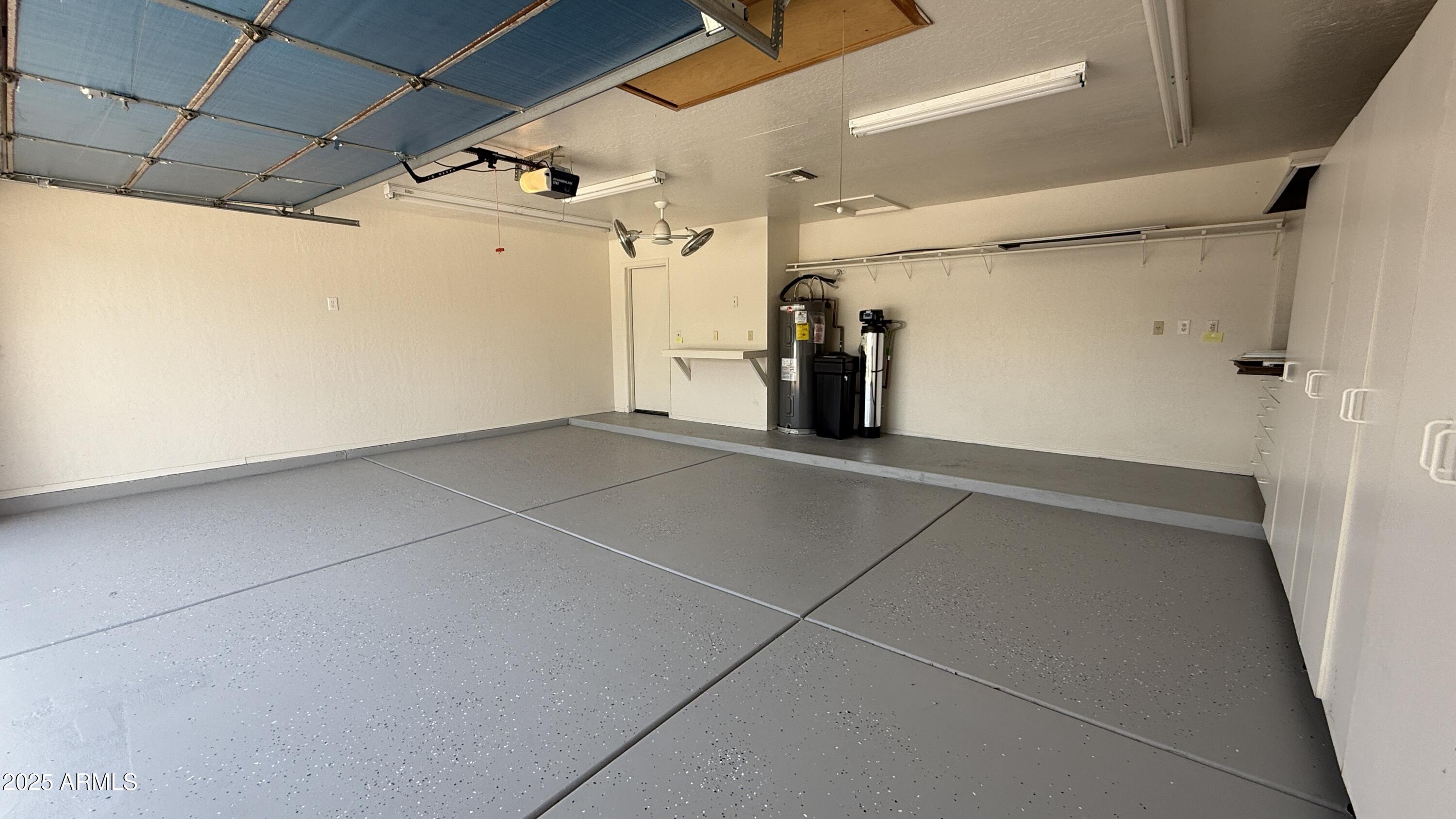 63 W LOS ARBOLES Drive