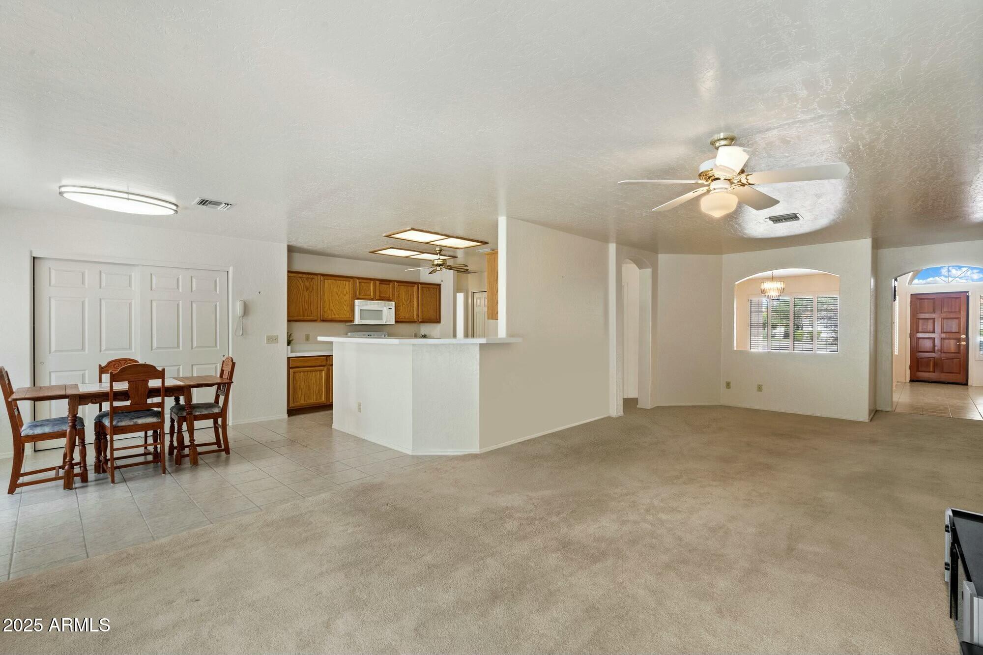 63 W LOS ARBOLES Drive