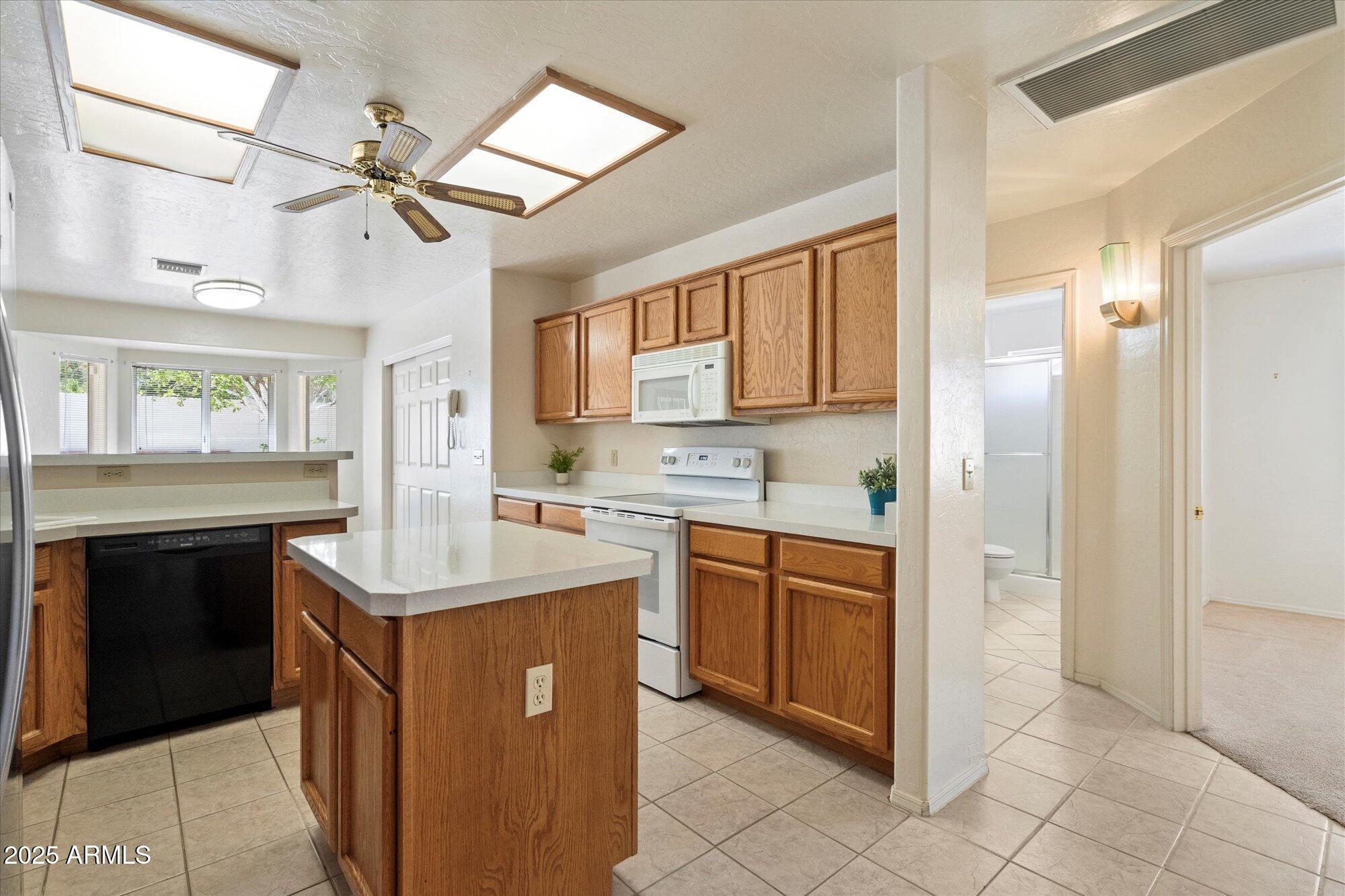 63 W LOS ARBOLES Drive