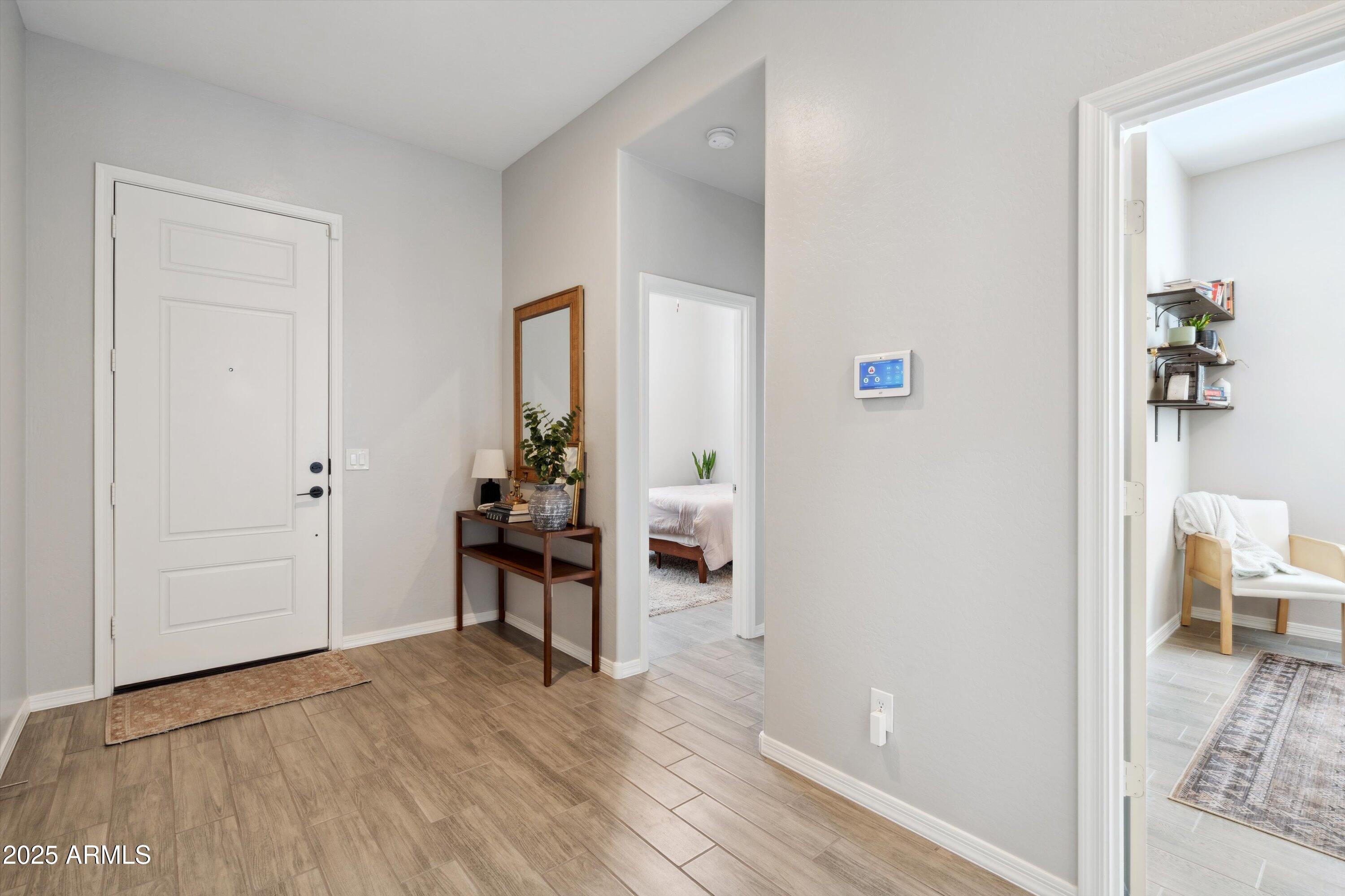 460 W GLACIER BAY Drive