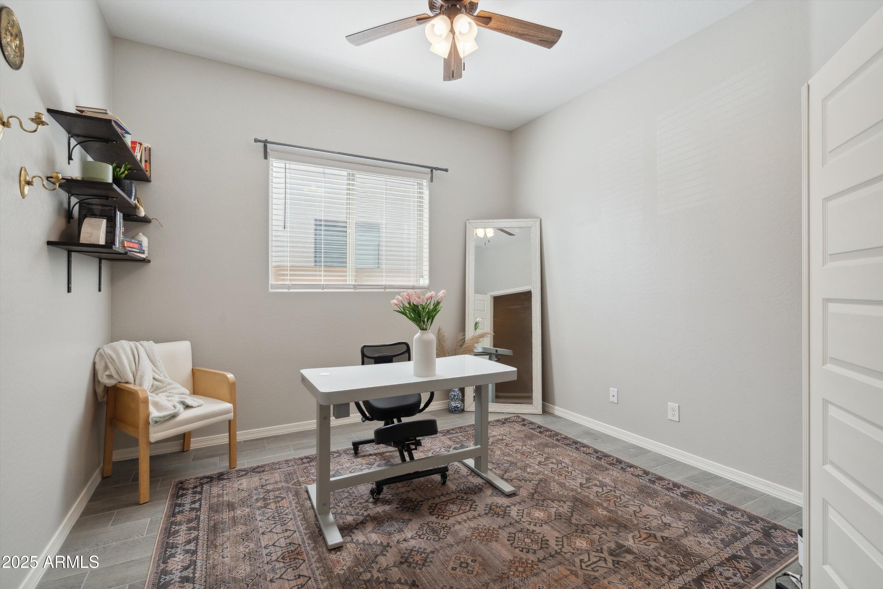 460 W GLACIER BAY Drive