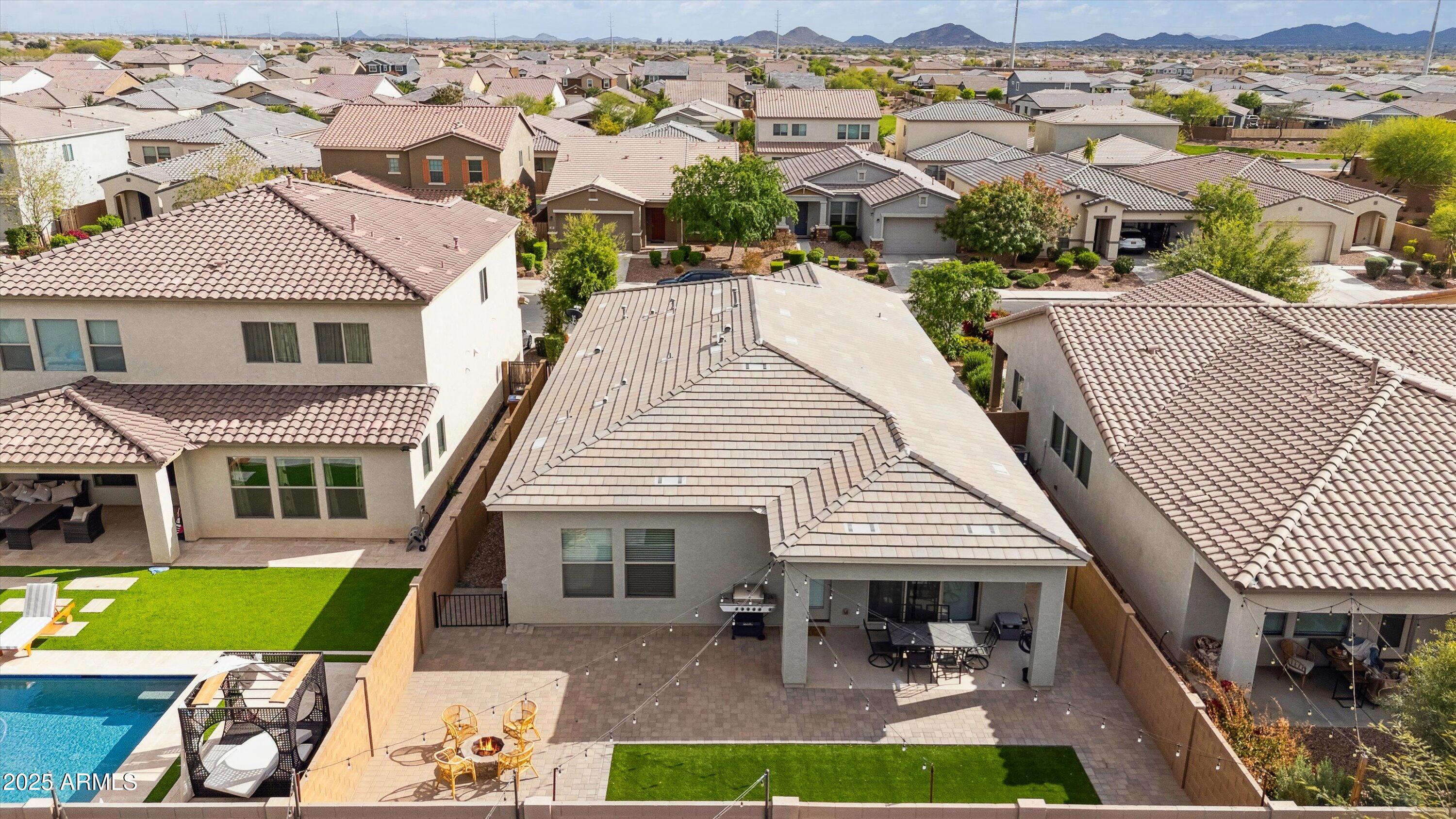 460 W GLACIER BAY Drive