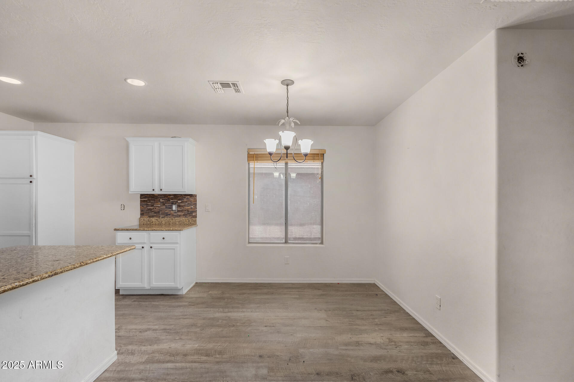 42311 W BUNKER Drive