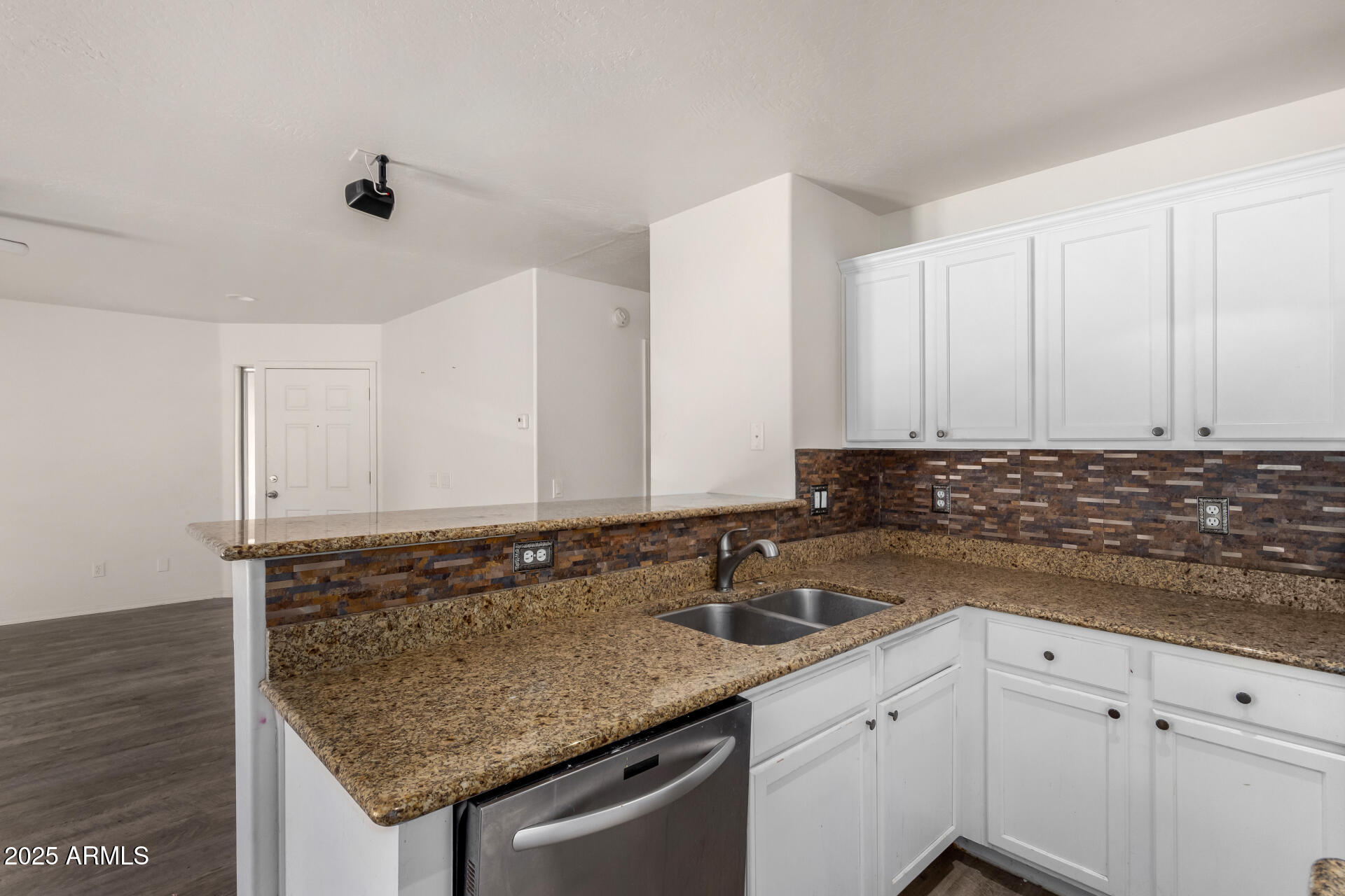 42311 W BUNKER Drive