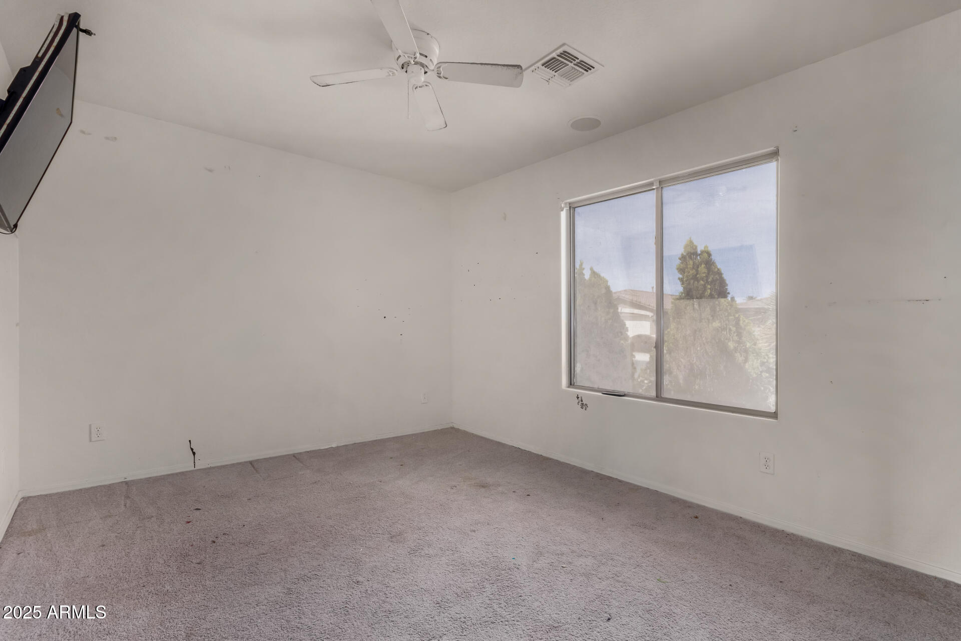 42311 W BUNKER Drive