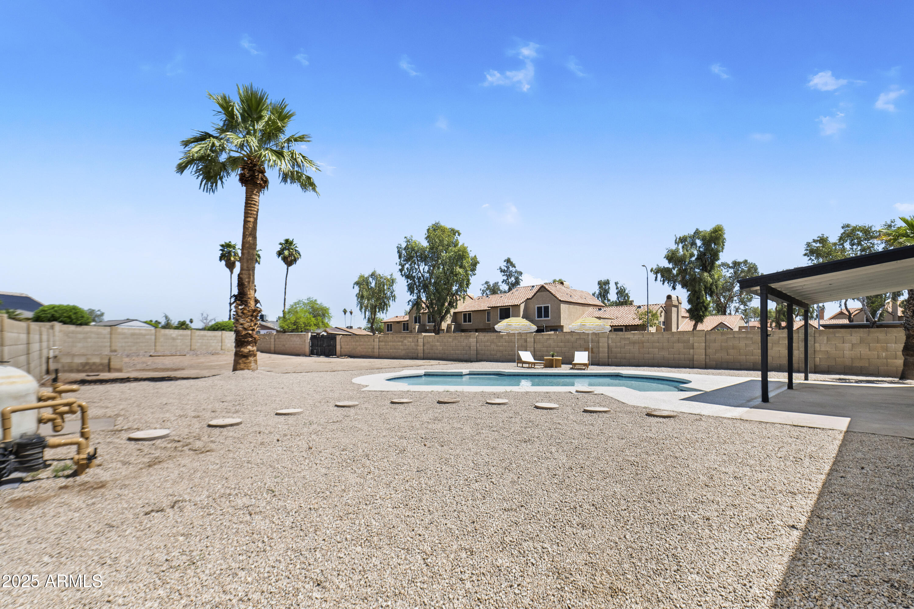 10202 W COOLIDGE Street