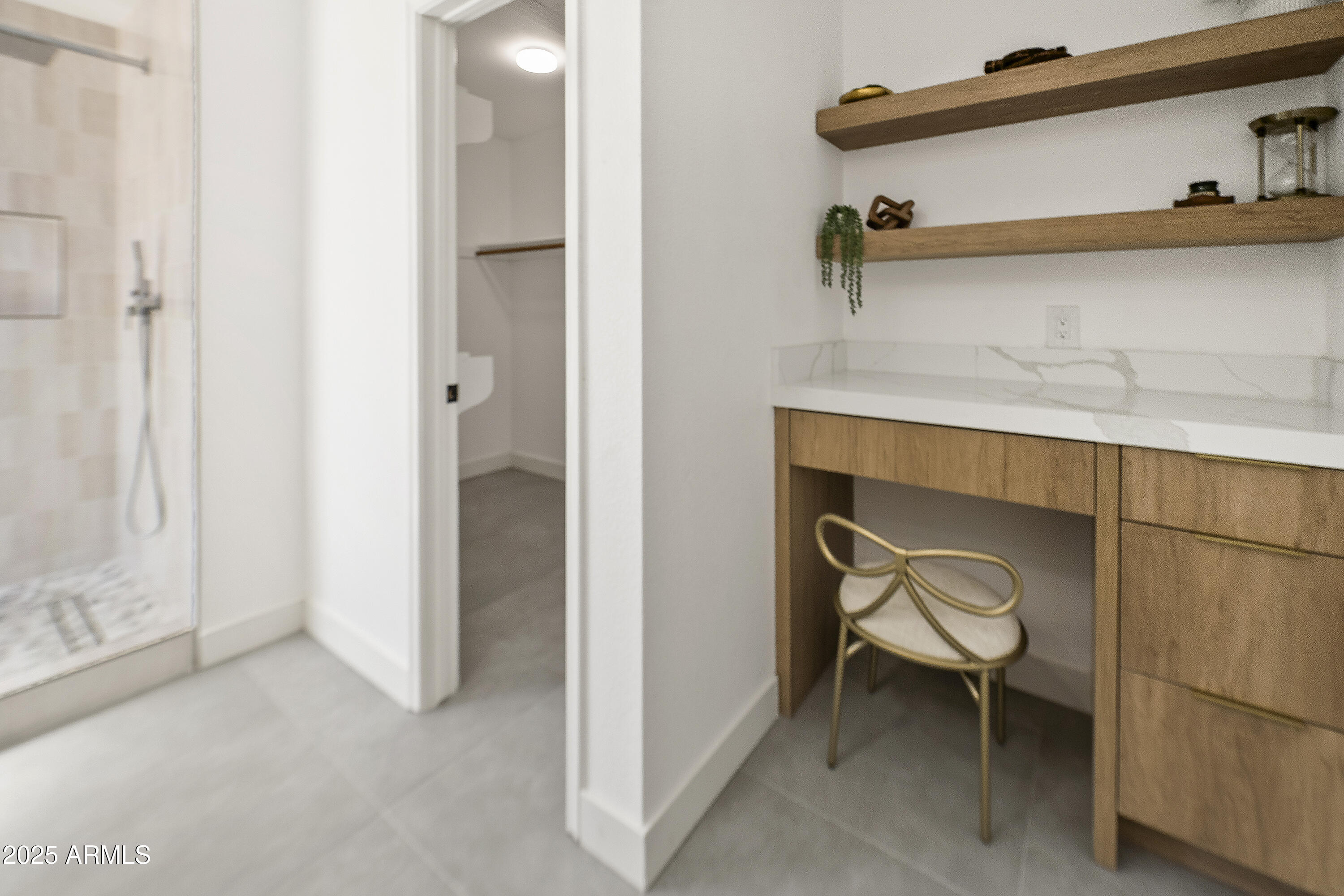 10202 W COOLIDGE Street