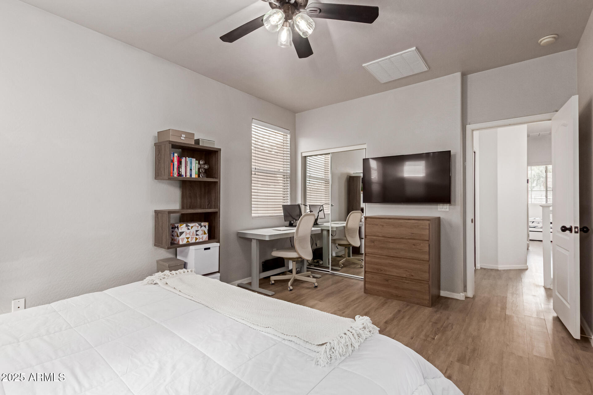 11979 W PIERCE Street