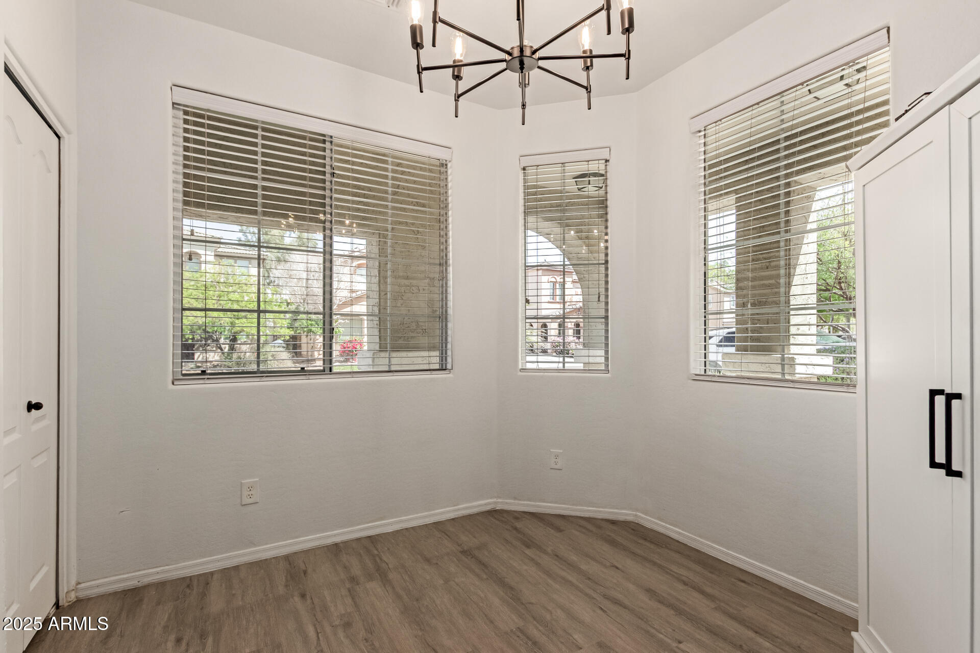 11979 W PIERCE Street