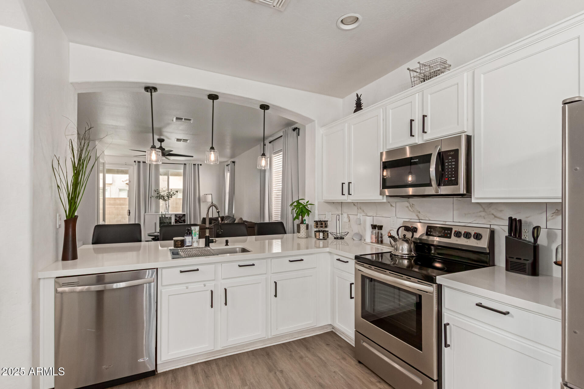 11979 W PIERCE Street