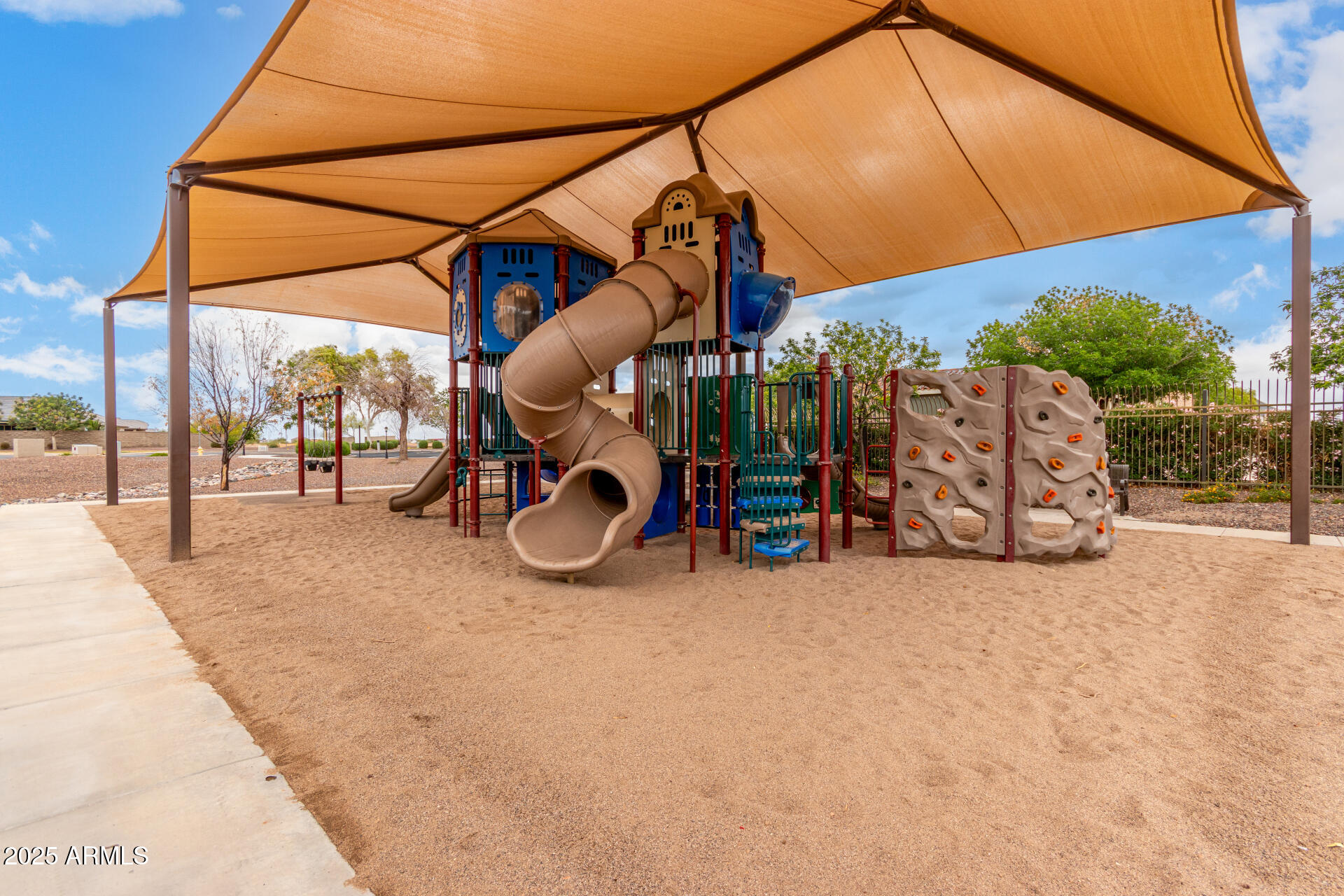 41227 W GRANADA Drive