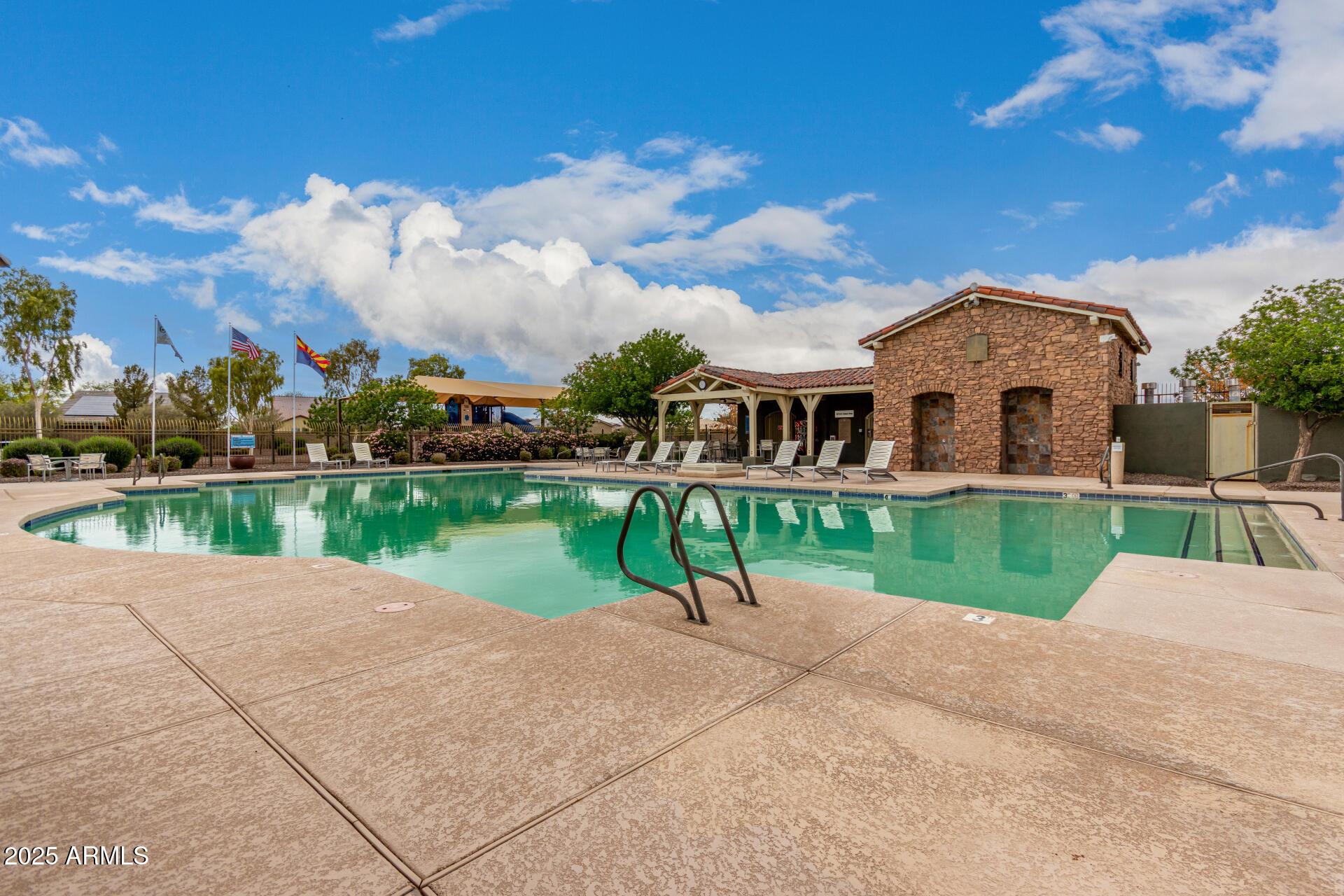 41227 W GRANADA Drive