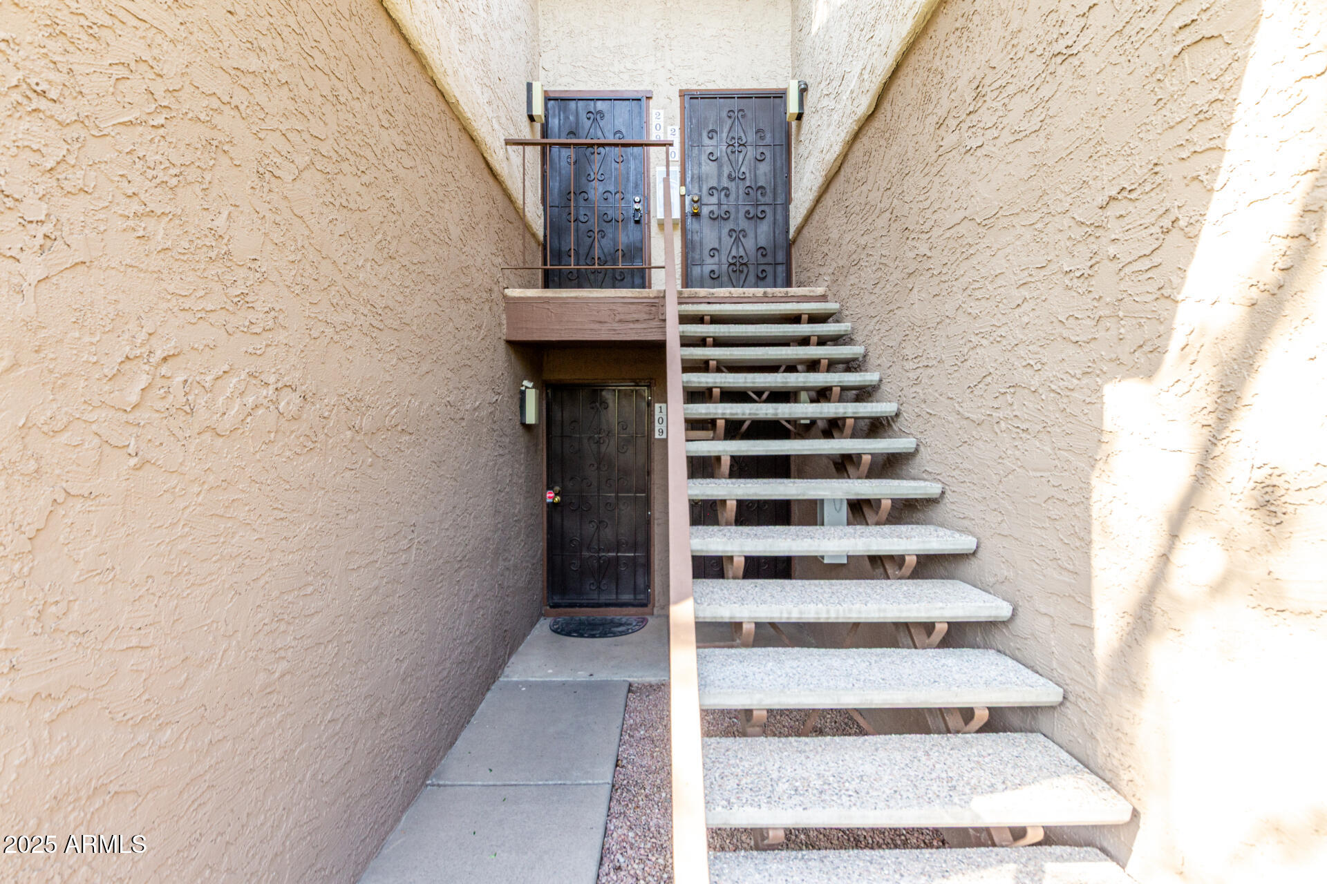 4554 E PARADISE VILLAGE Parkway N, 210