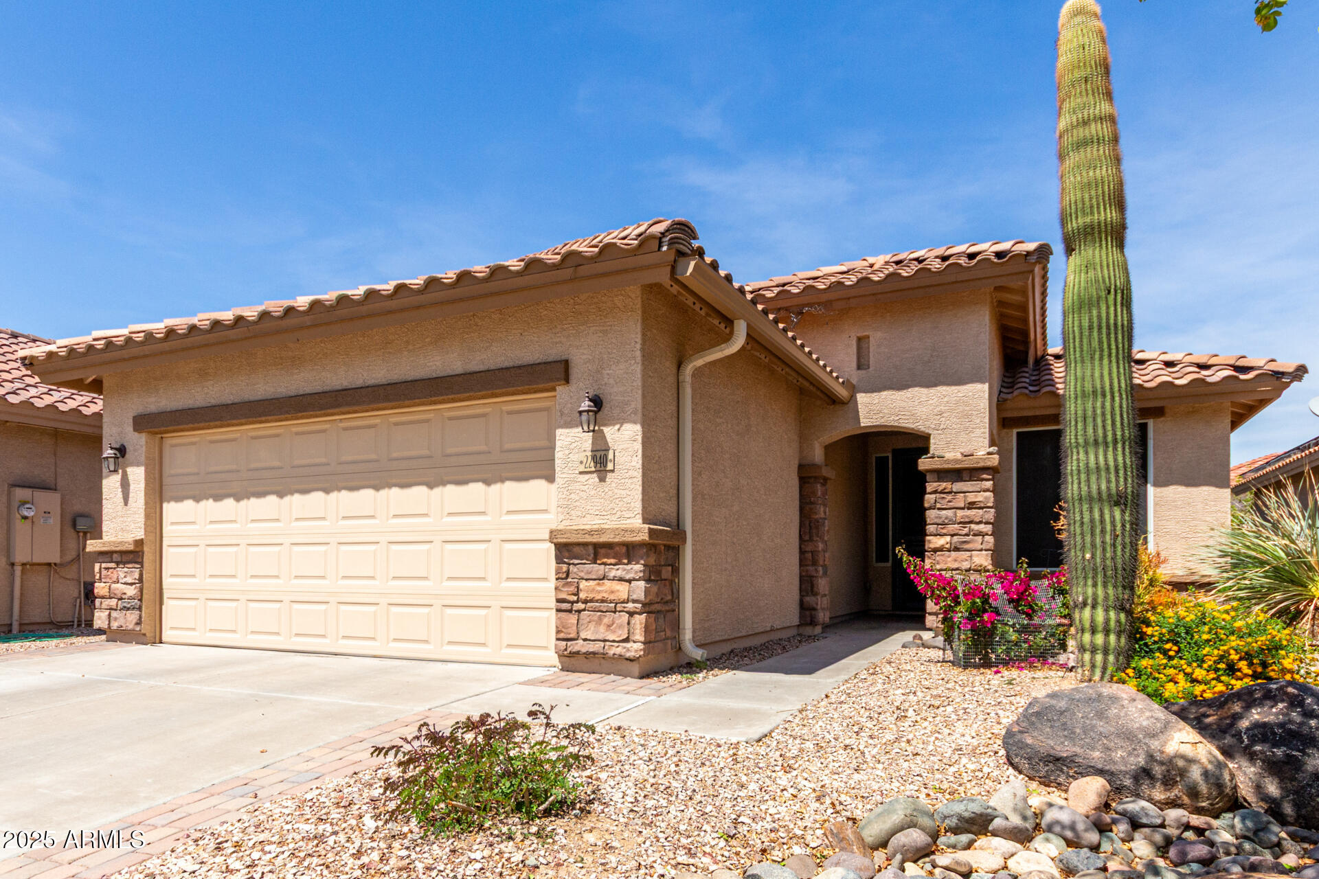 22940 W DESERT BLOOM Street