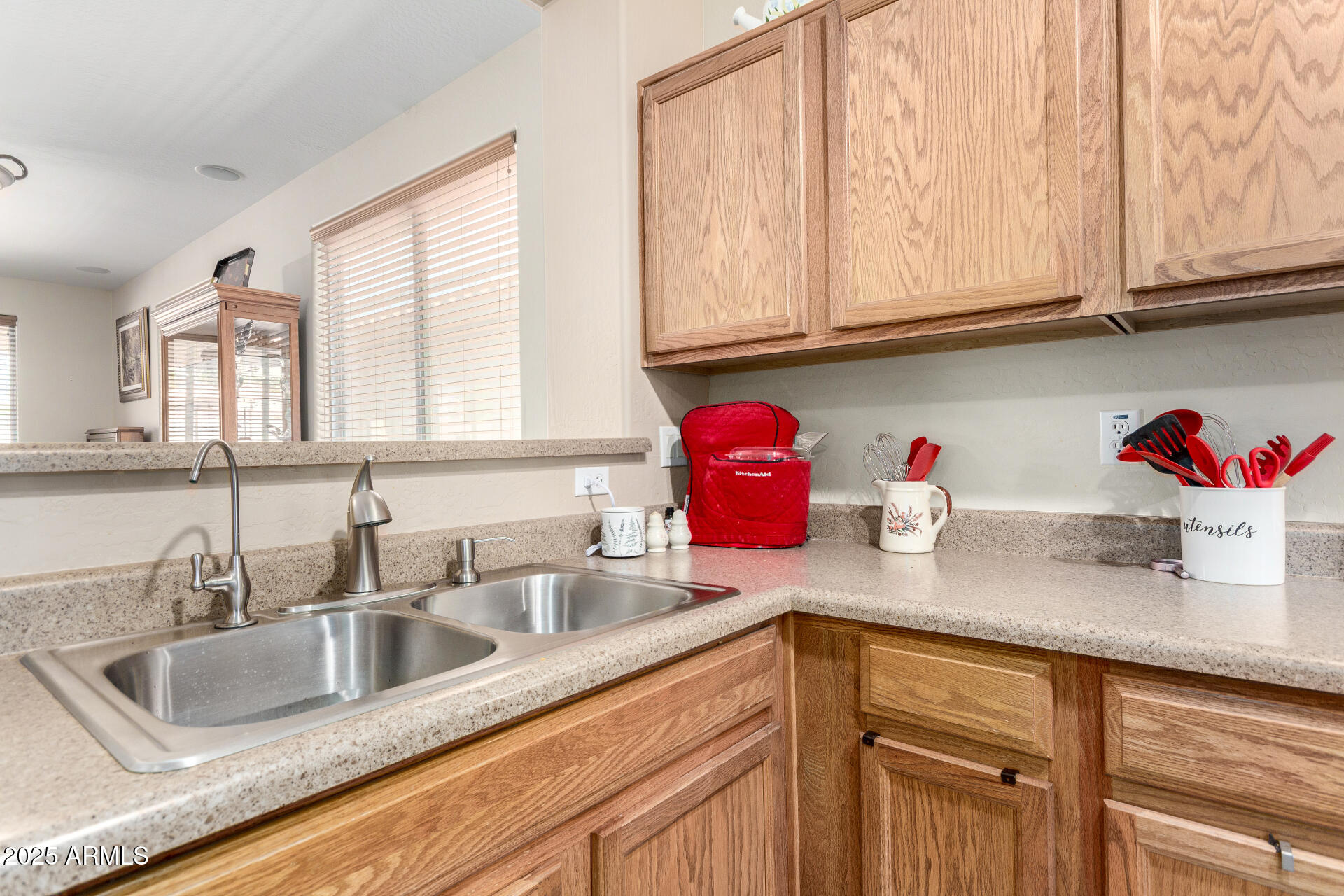 22940 W DESERT BLOOM Street