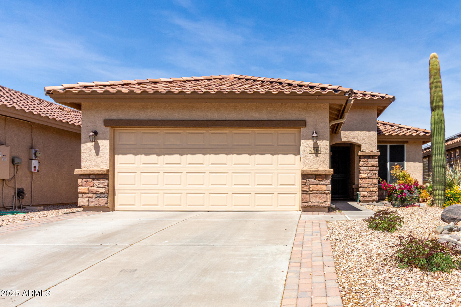 22940 W DESERT BLOOM Street