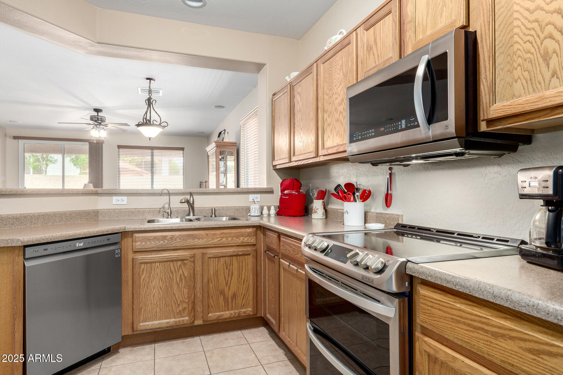 22940 W DESERT BLOOM Street