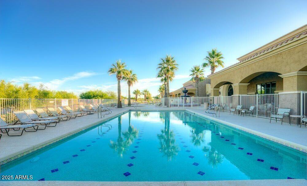 22940 W DESERT BLOOM Street