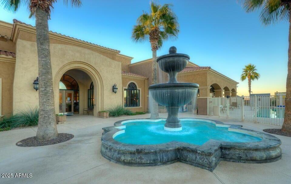 22940 W DESERT BLOOM Street