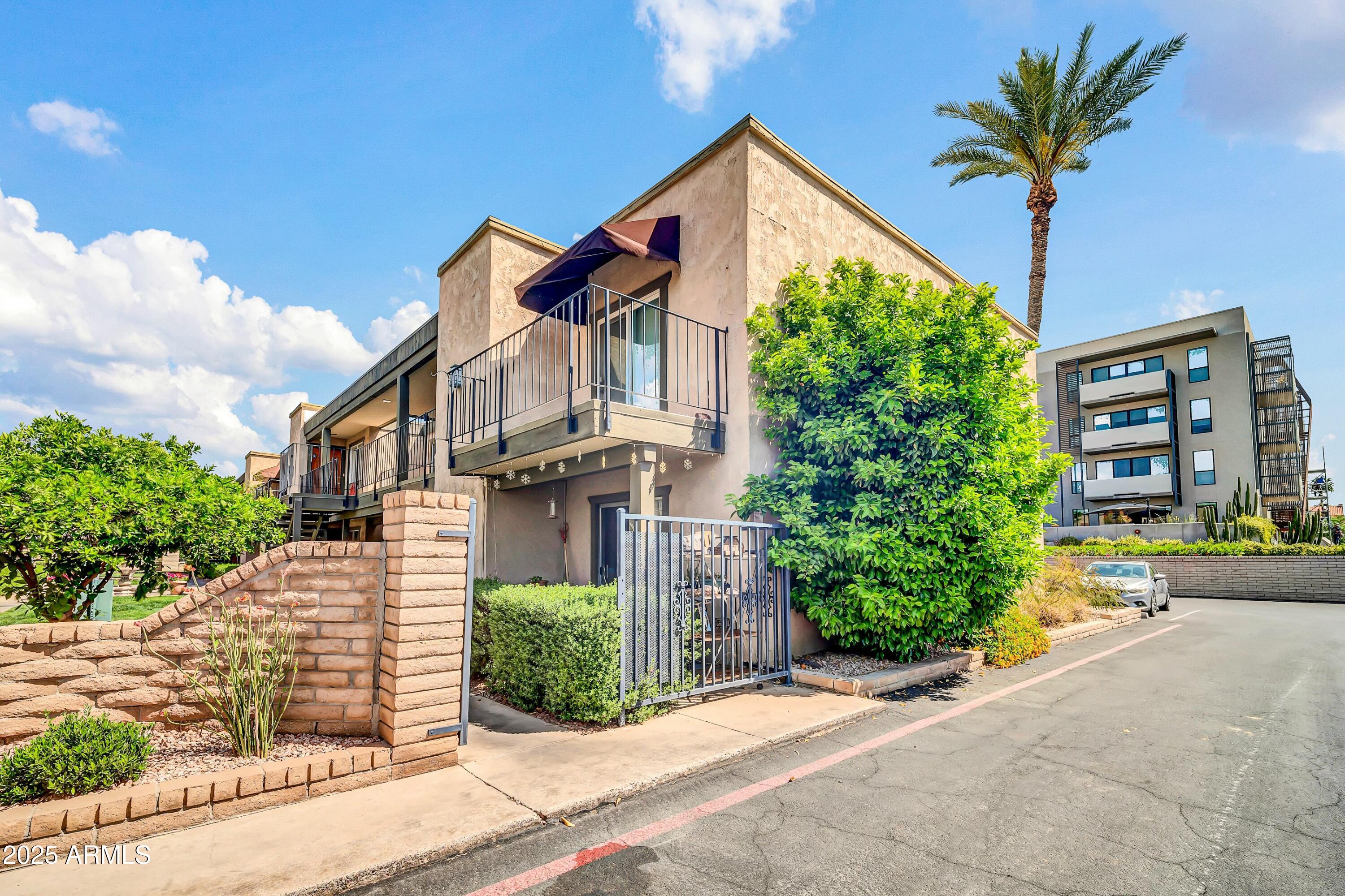 2228 E CAMPBELL Avenue E, 234