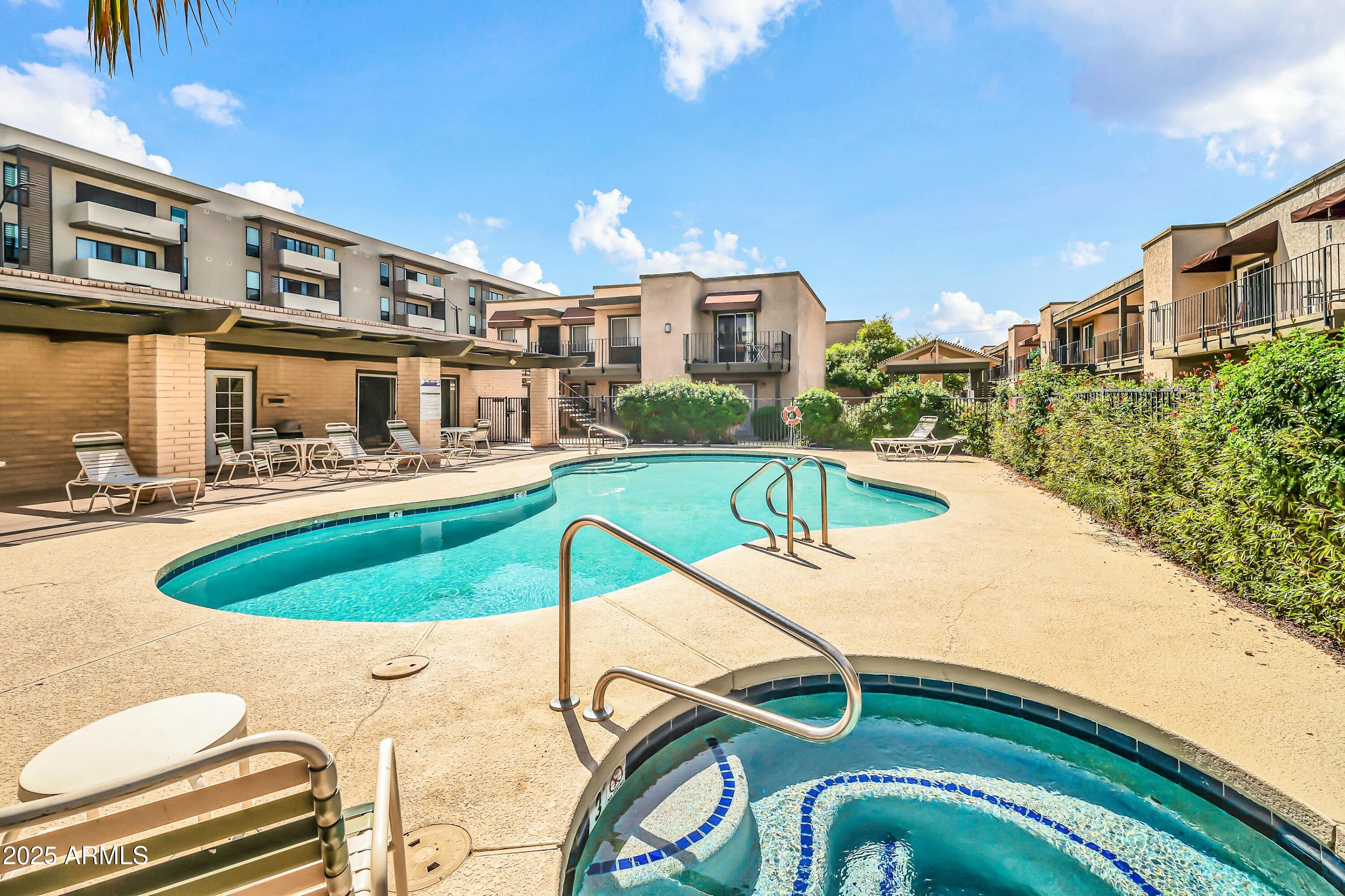 2228 E CAMPBELL Avenue E, 234