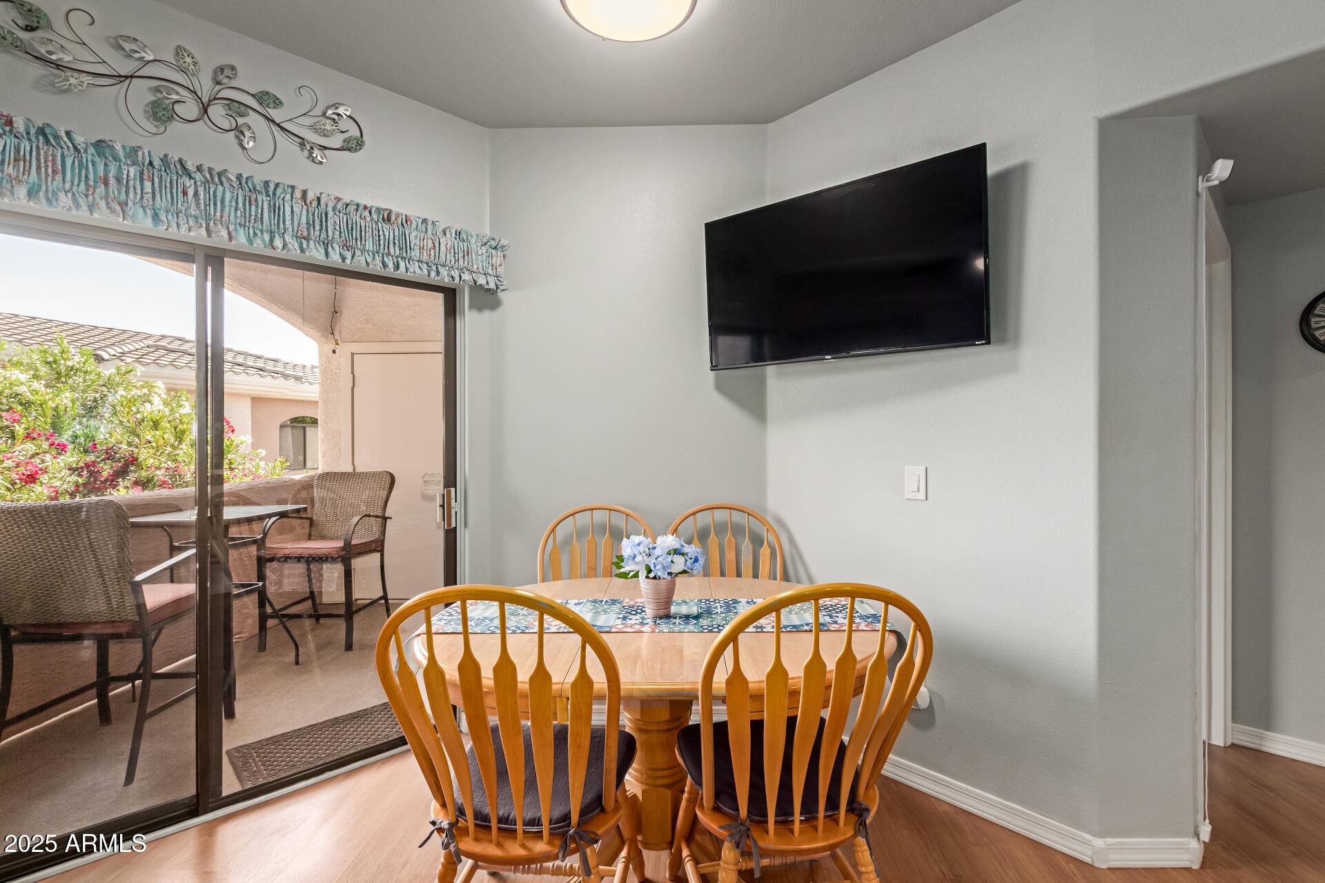 10030 W INDIAN SCHOOL Road, 242