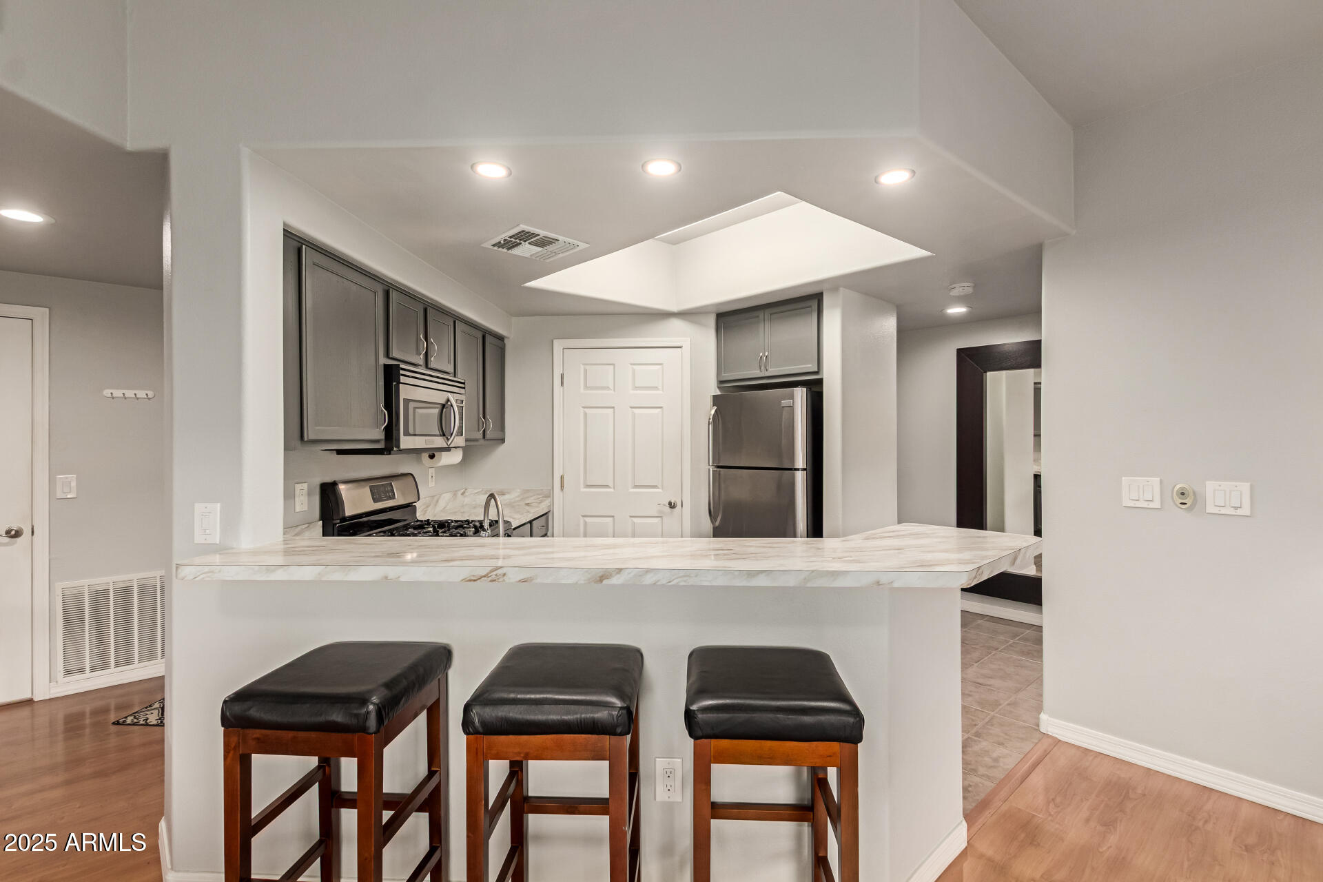 10030 W INDIAN SCHOOL Road, 242