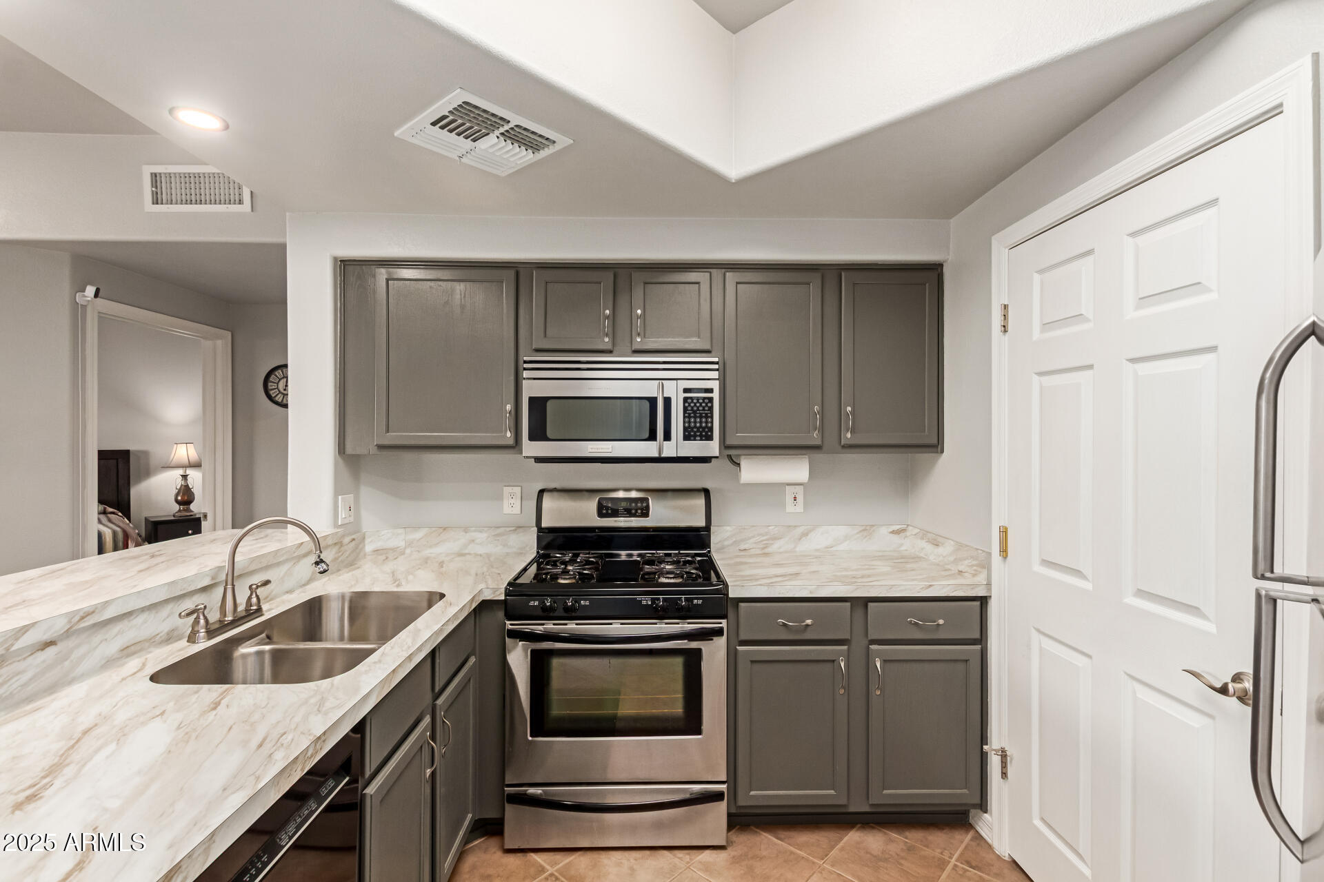 10030 W INDIAN SCHOOL Road, 242