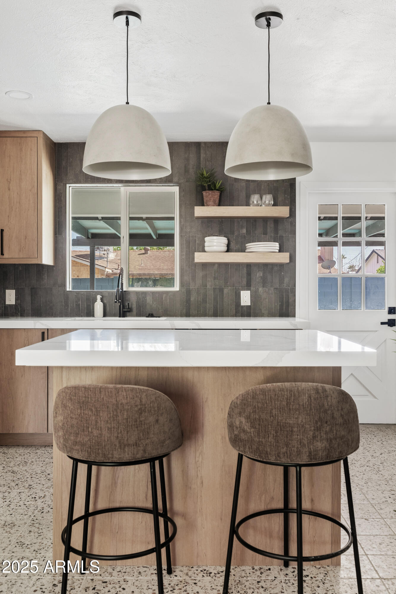 209 E MCKINLEY Street