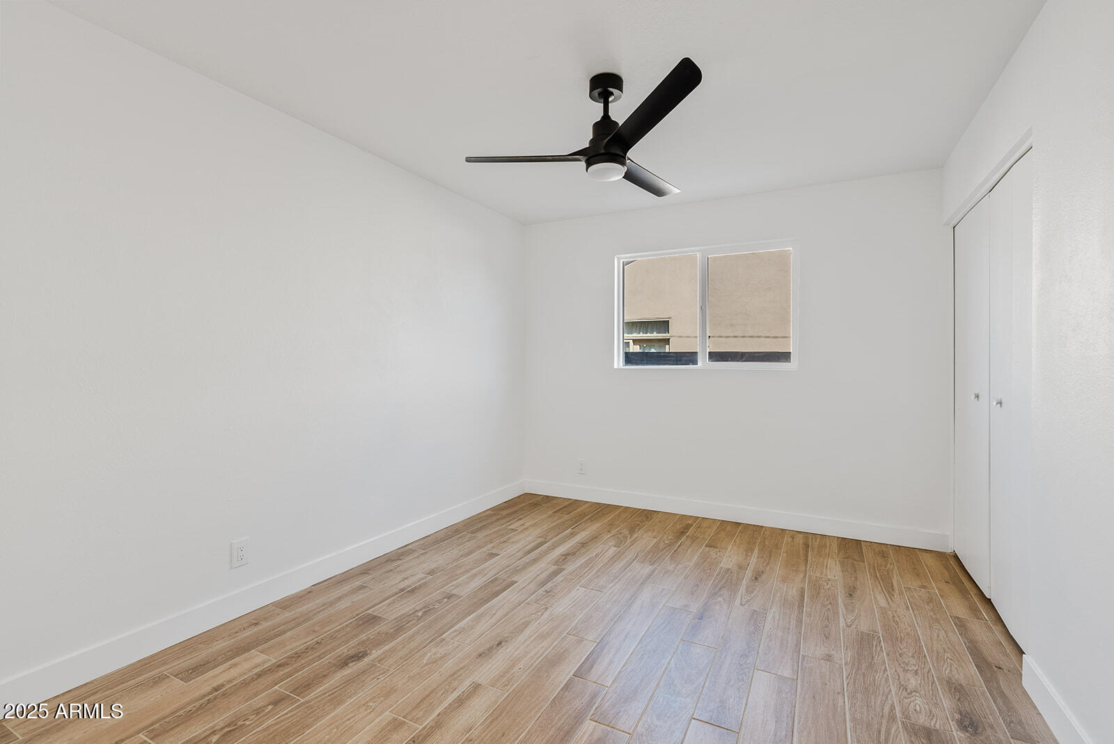 209 E MCKINLEY Street