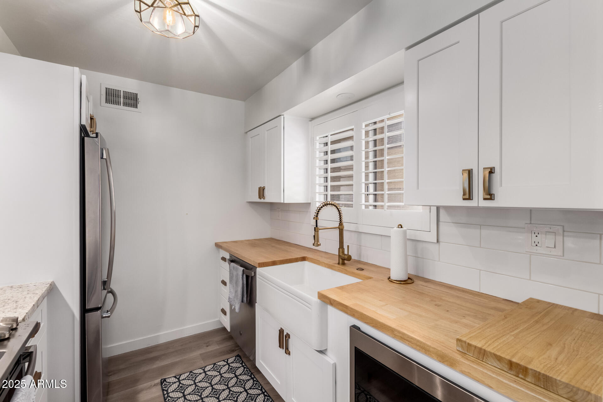 4600 N 68TH Street, 353