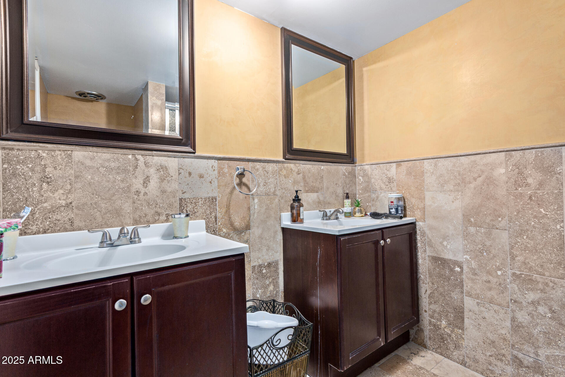 6767 N 7TH Street, 118