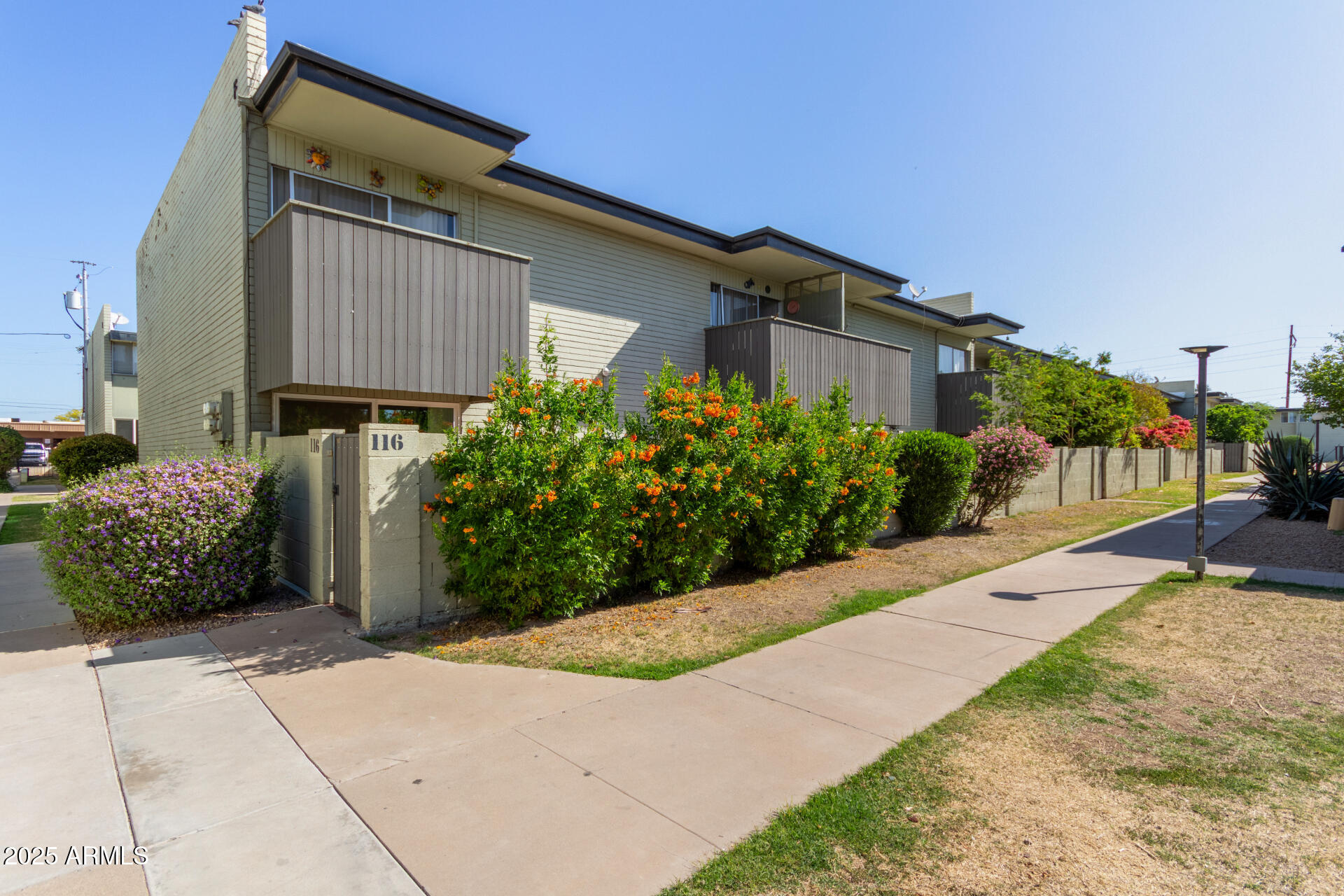 6767 N 7TH Street, 118